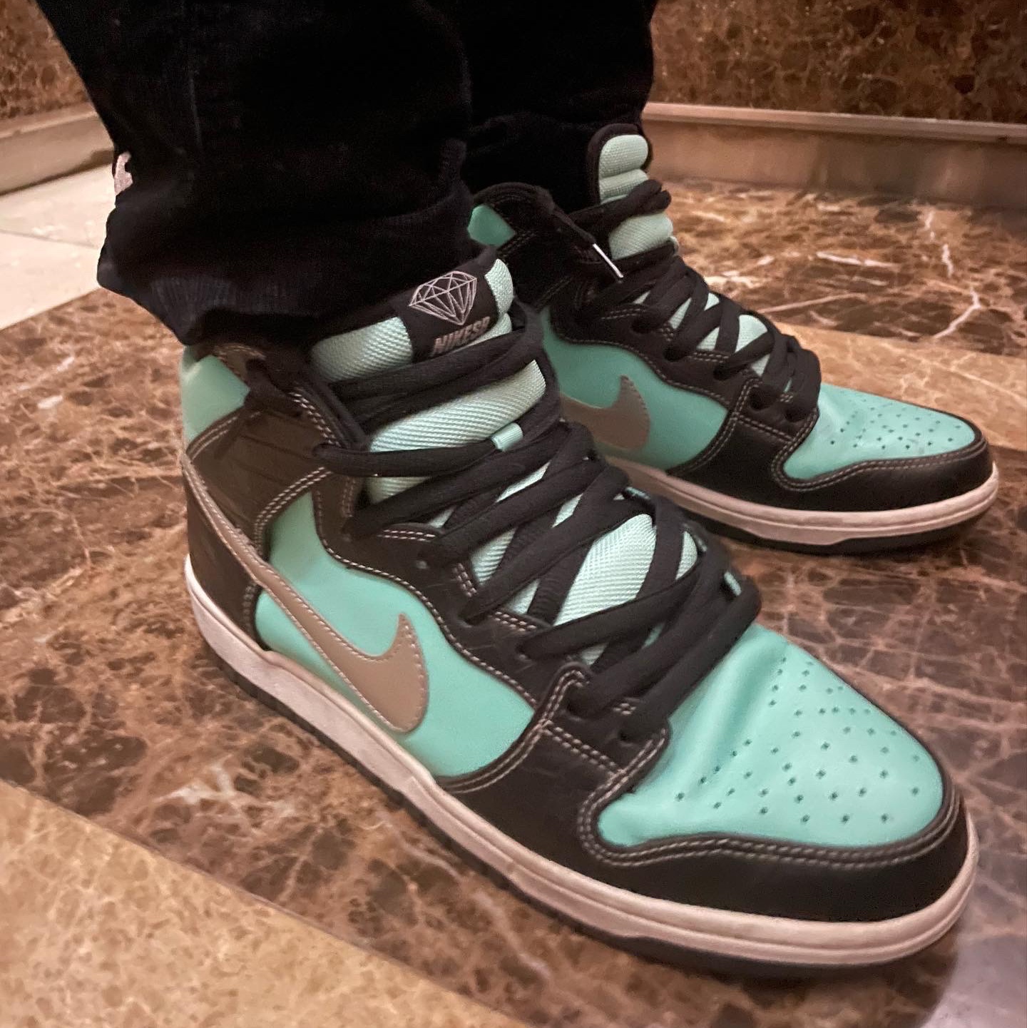 Nike x Diamond Supply Co. SB Dunk High Tiffany, Supreme Raised Handstyle Hooded Sweatshirt Black - 22SS 착용 스타일 - 2