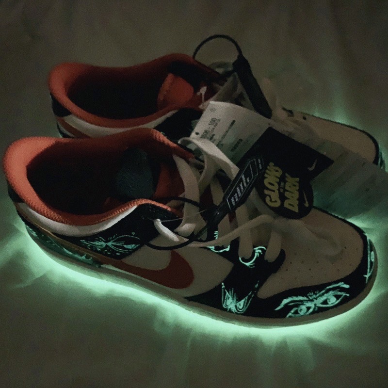 Nike Dunk Low Retro PRM Halloween, (GS) Nike Dunk Low PRM Halloween 착용 스타일 - 1