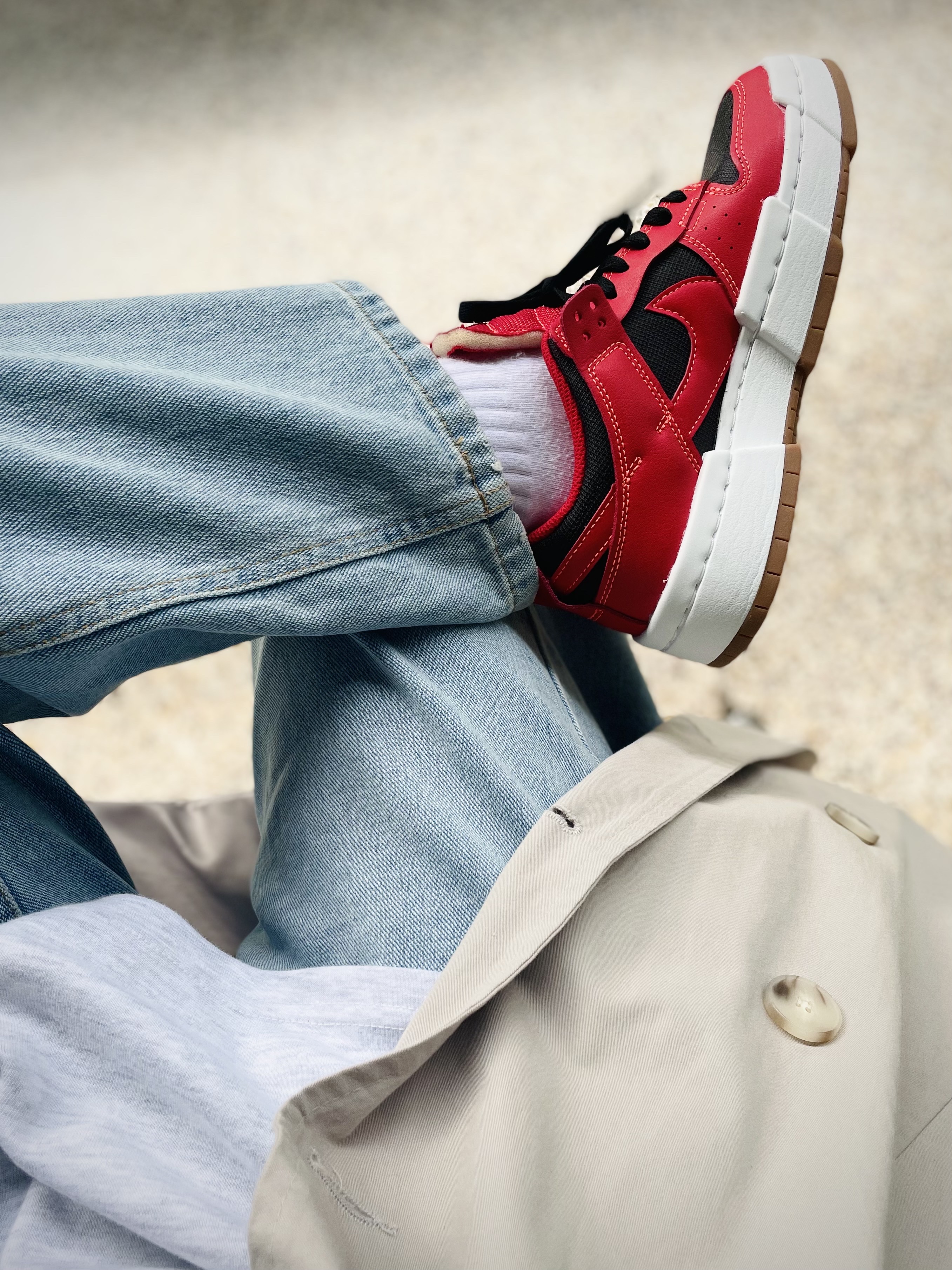 (W) Nike Dunk Low Disrupt University Red, IAB Studio Long Sleeve Light Gray 착용 스타일