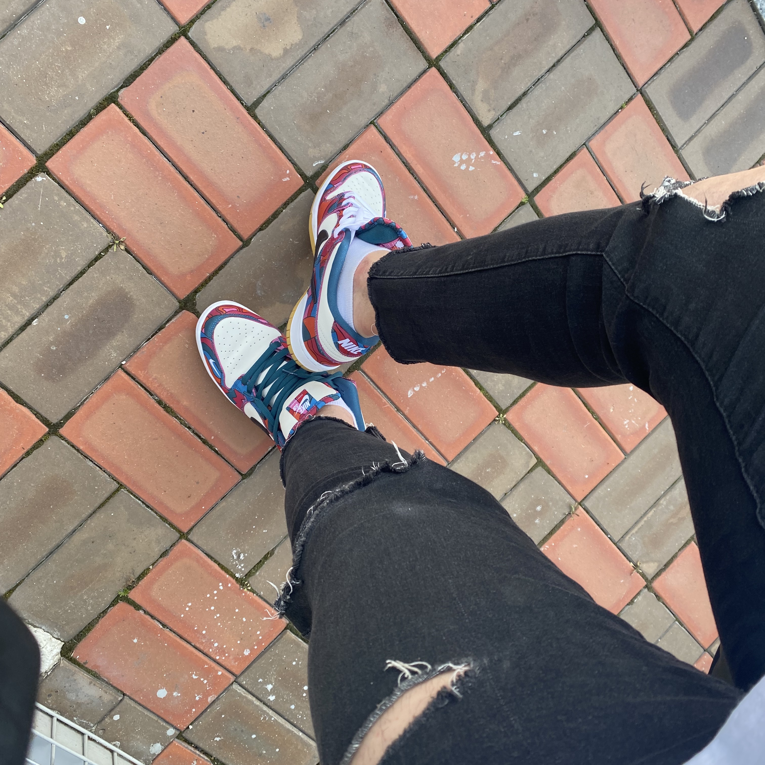 Nike x Parra SB Dunk Low Pro Abstract Art 착용 스타일 - 2