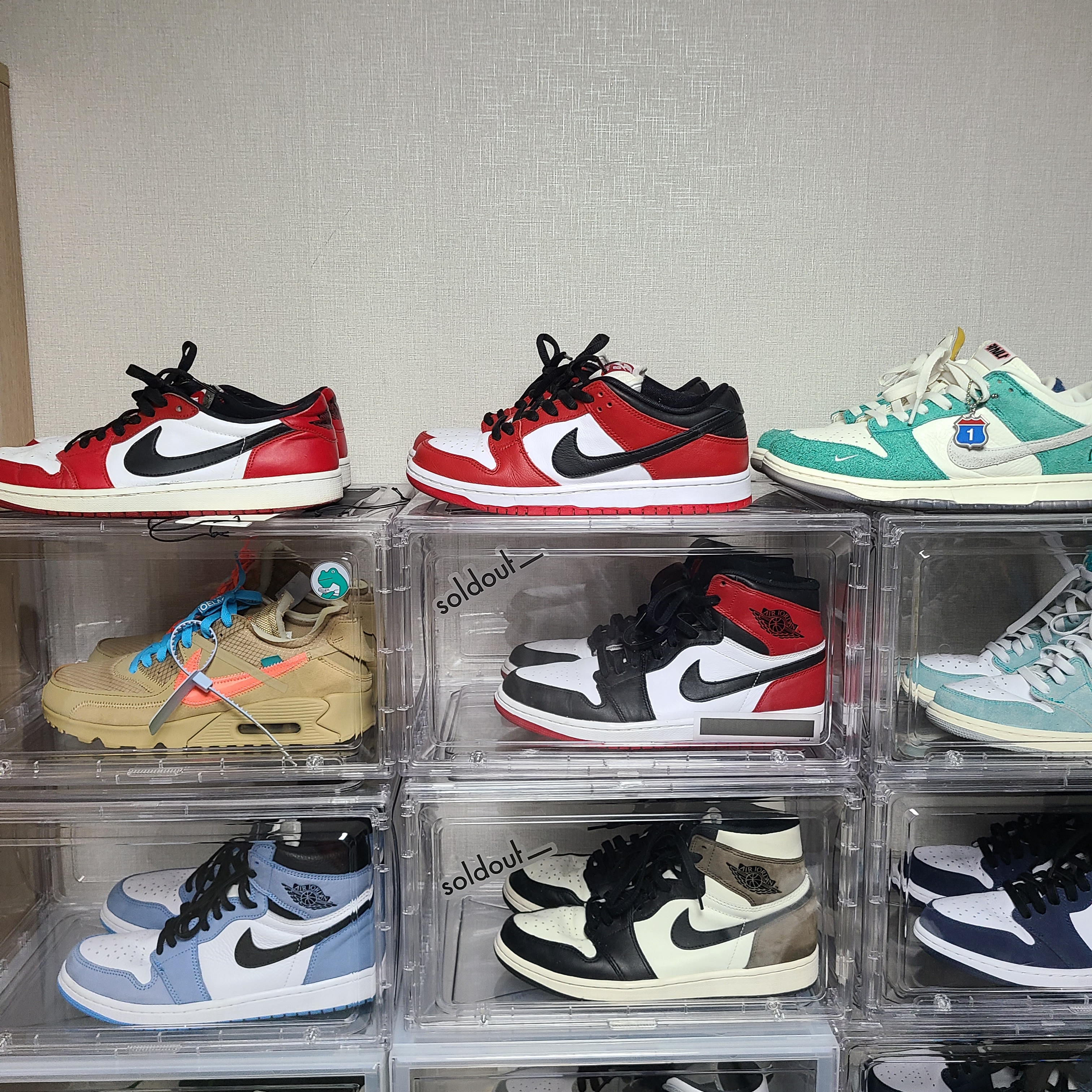 Nike SB Dunk Low Pro Chicago, Jordan 1 Retro Low OG Chicago 2016 착용 스타일