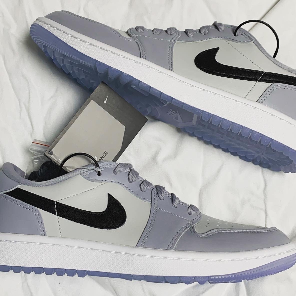 Jordan 1 Low Golf Wolf Grey 착용 스타일 - 1
