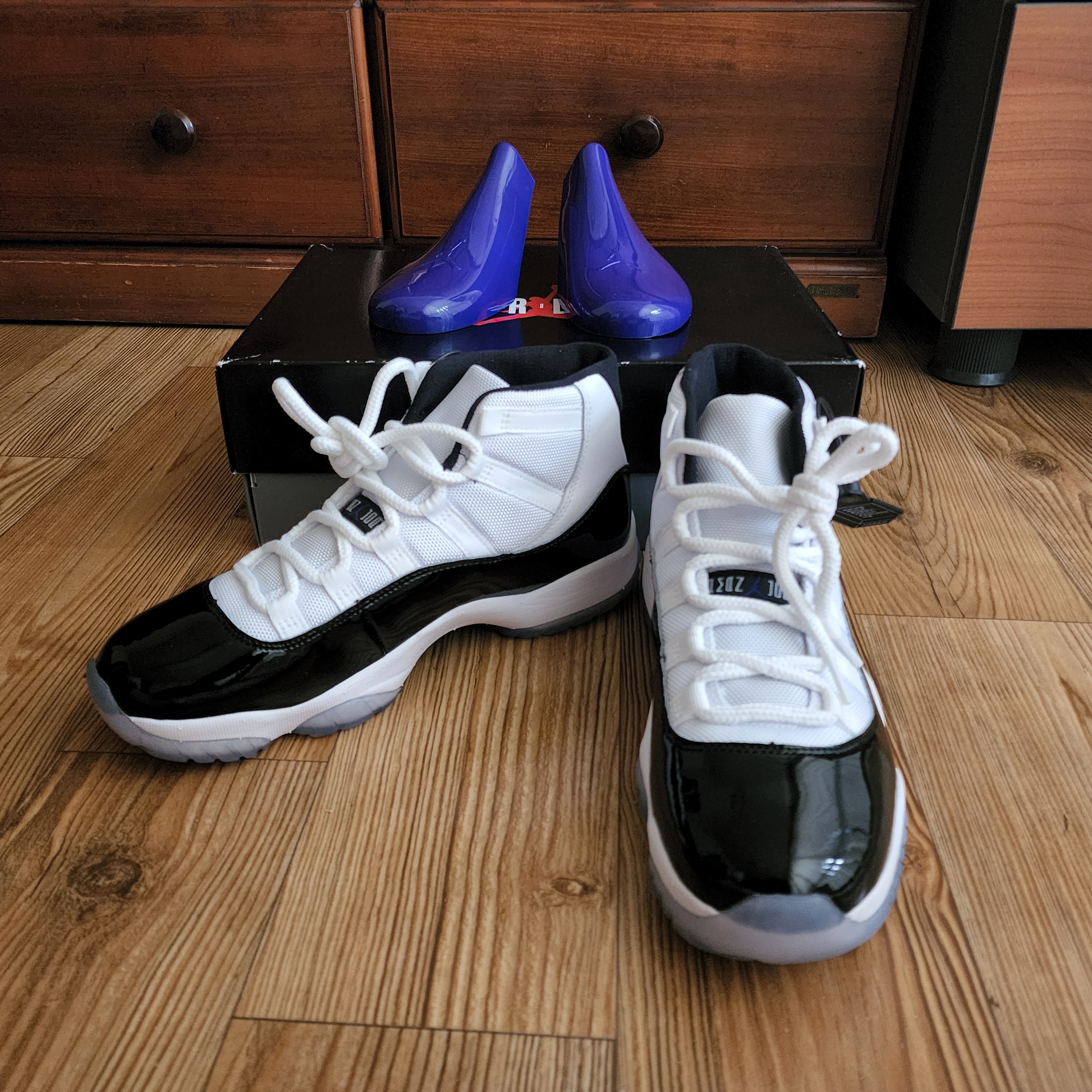 Jordan 11 Retro Concord 2018 착용 스타일 - 5