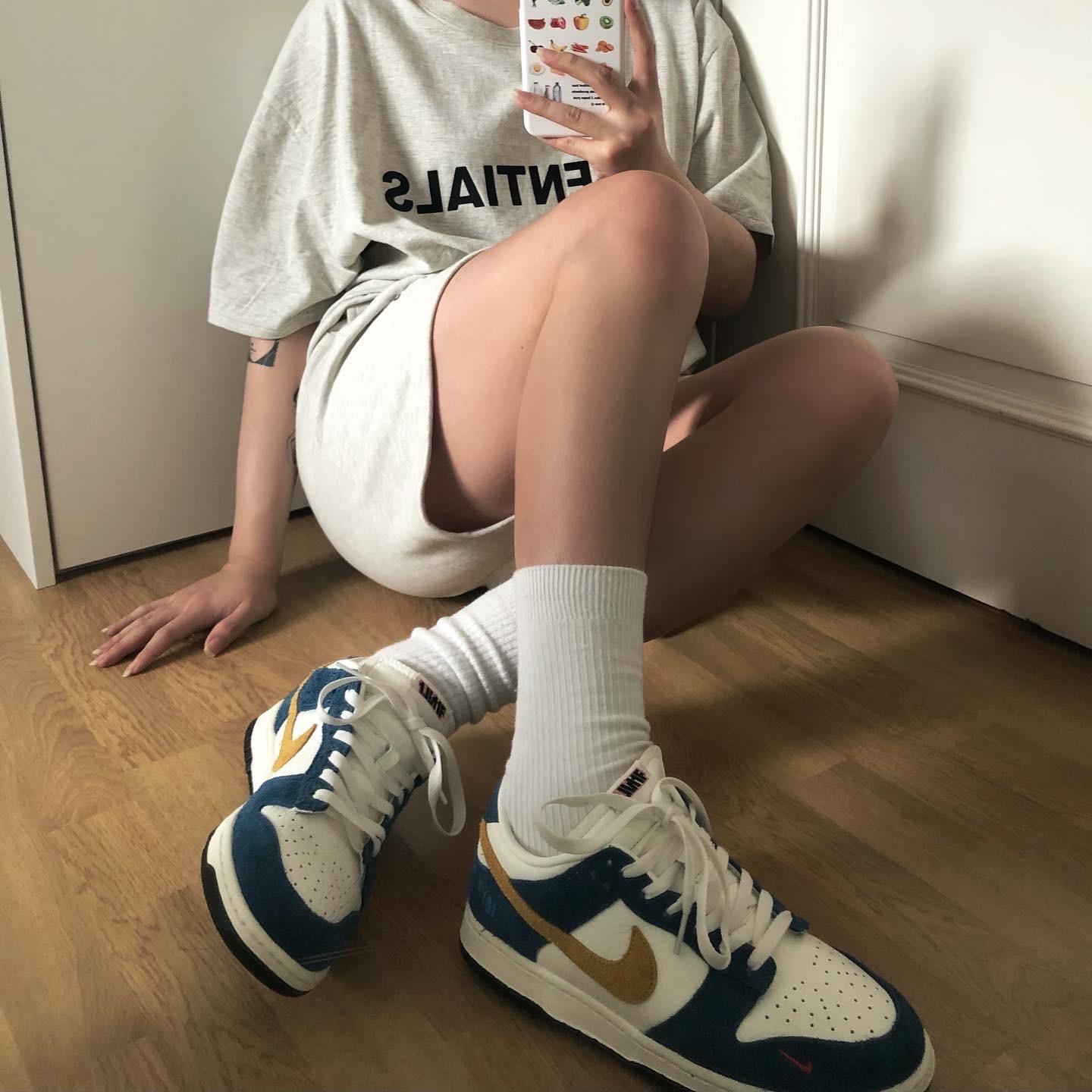 Nike x Kasina Dunk Low 80's Bus 착용 스타일 - 3