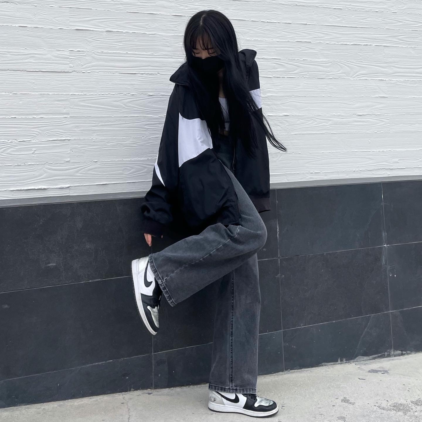 (W) Jordan 1 Retro High OG Silver Toe 착용 스타일 - 1