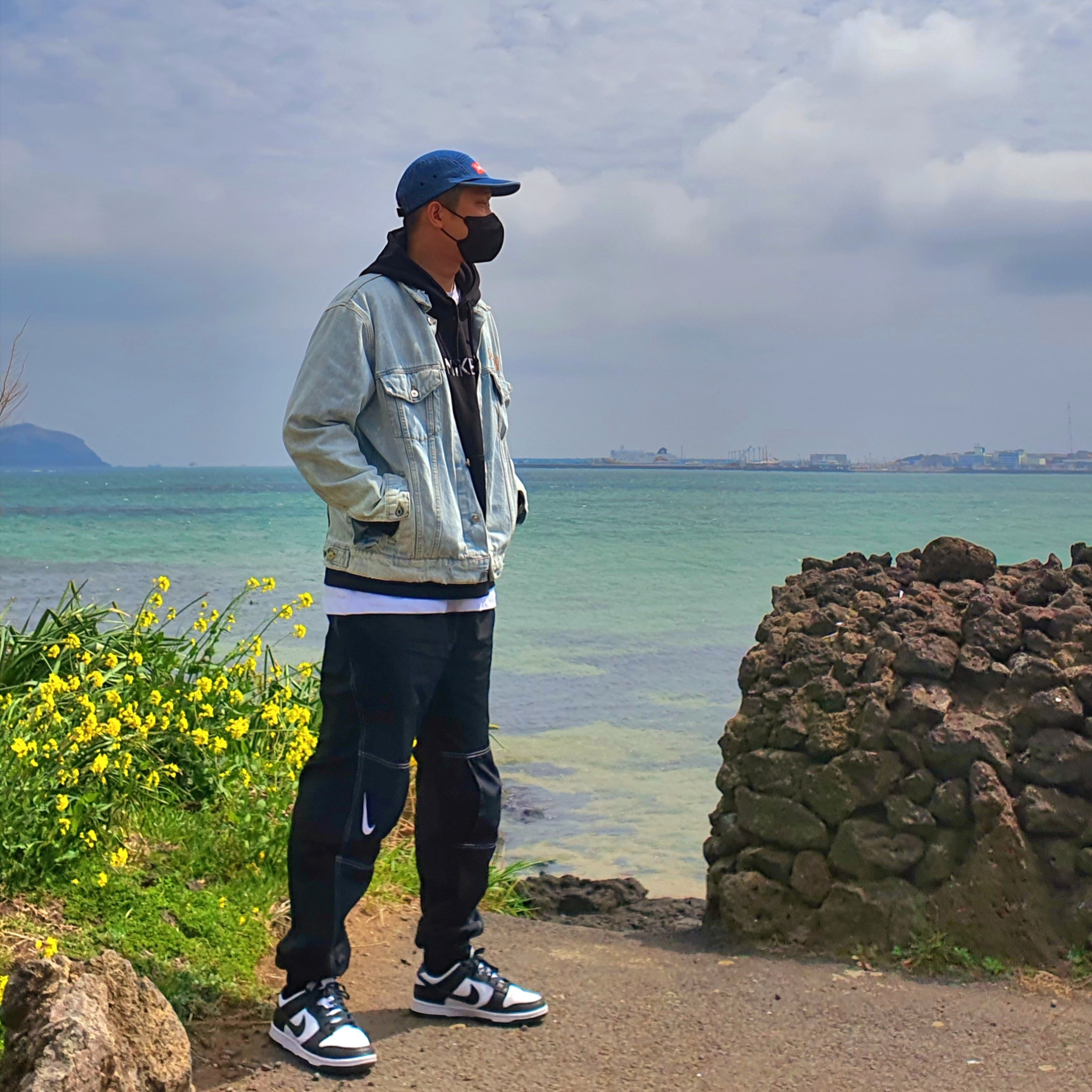 Nike Dunk Low Retro Black, (W) Nike NSW Swoosh Repel Jogger Pants Black - Asia 착용 스타일
