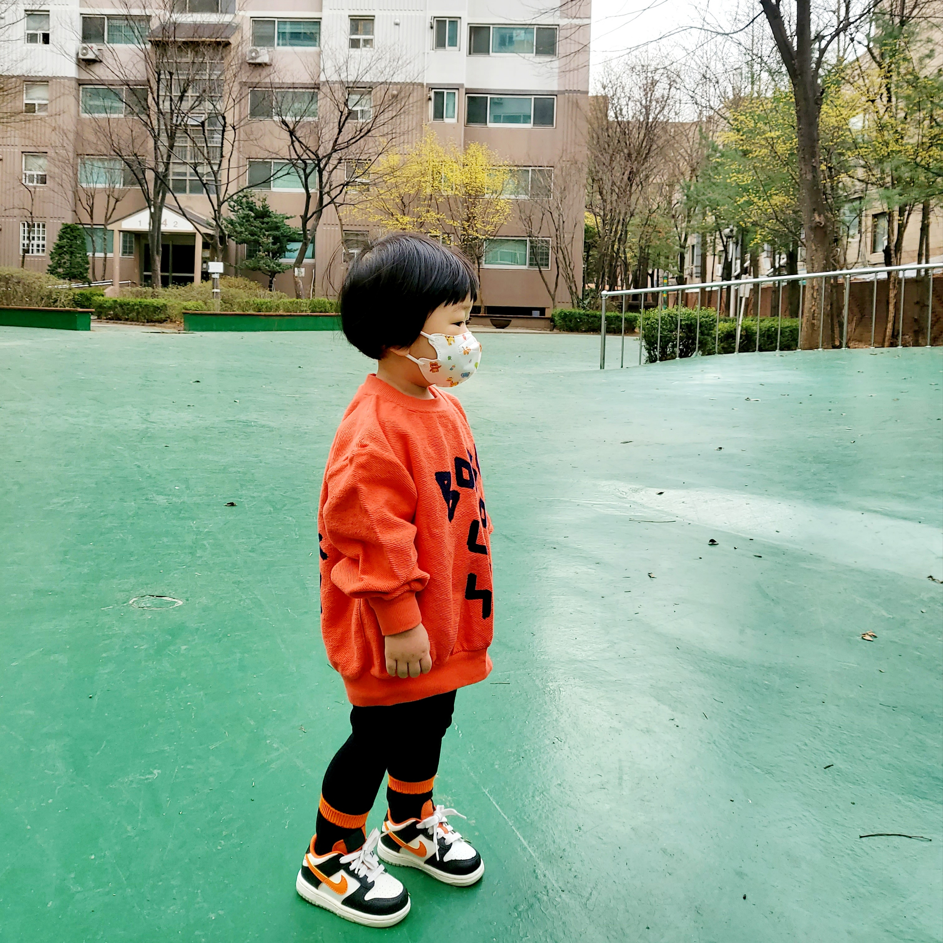(TD) Nike Dunk Low PRM Halloween, (GS) Nike Dunk Low PRM Halloween 착용 스타일 - 1