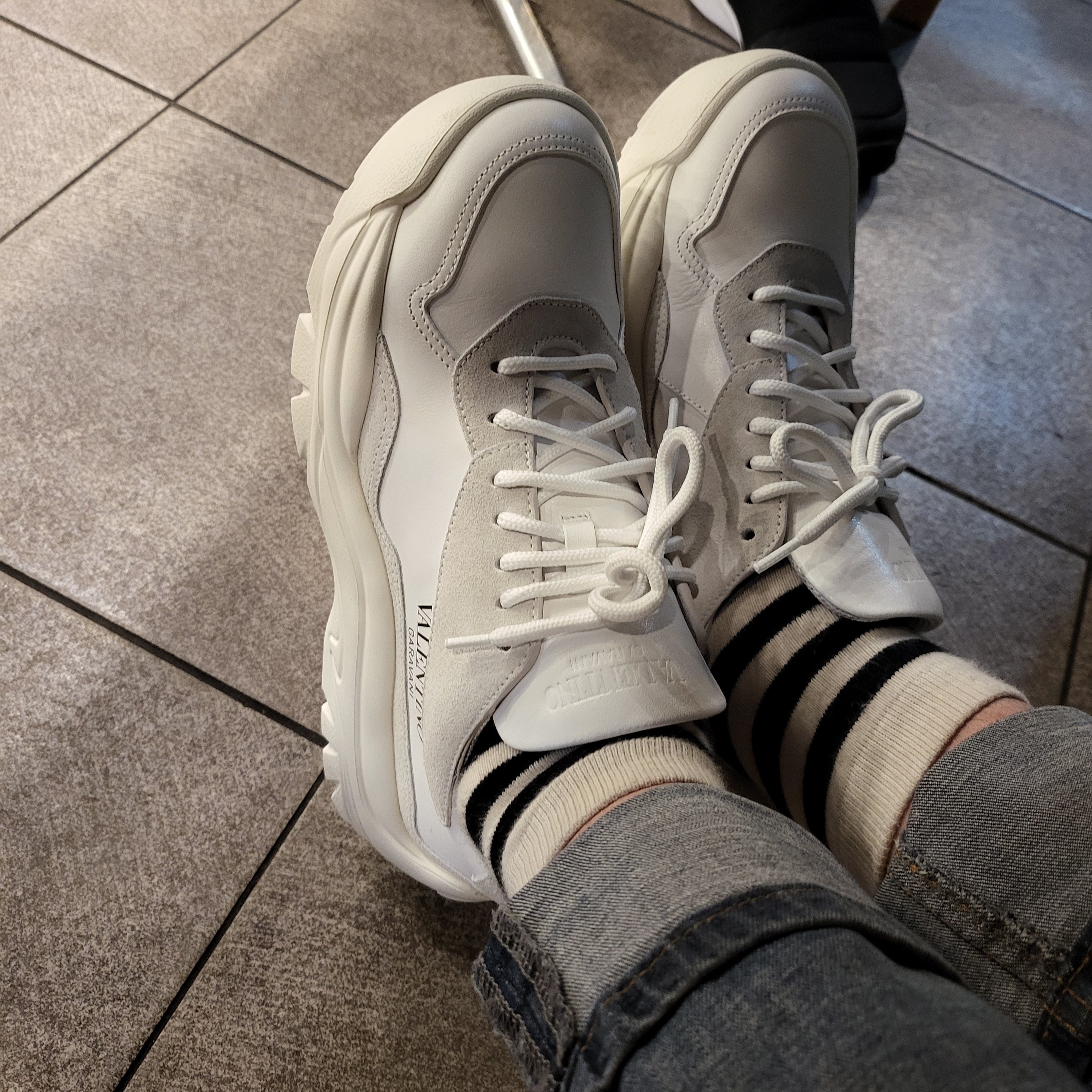 Nike x Sacai VaporWaffle Black and Gum, Nike x Peaceminusone Kwondo1 White 착용 스타일 - 3