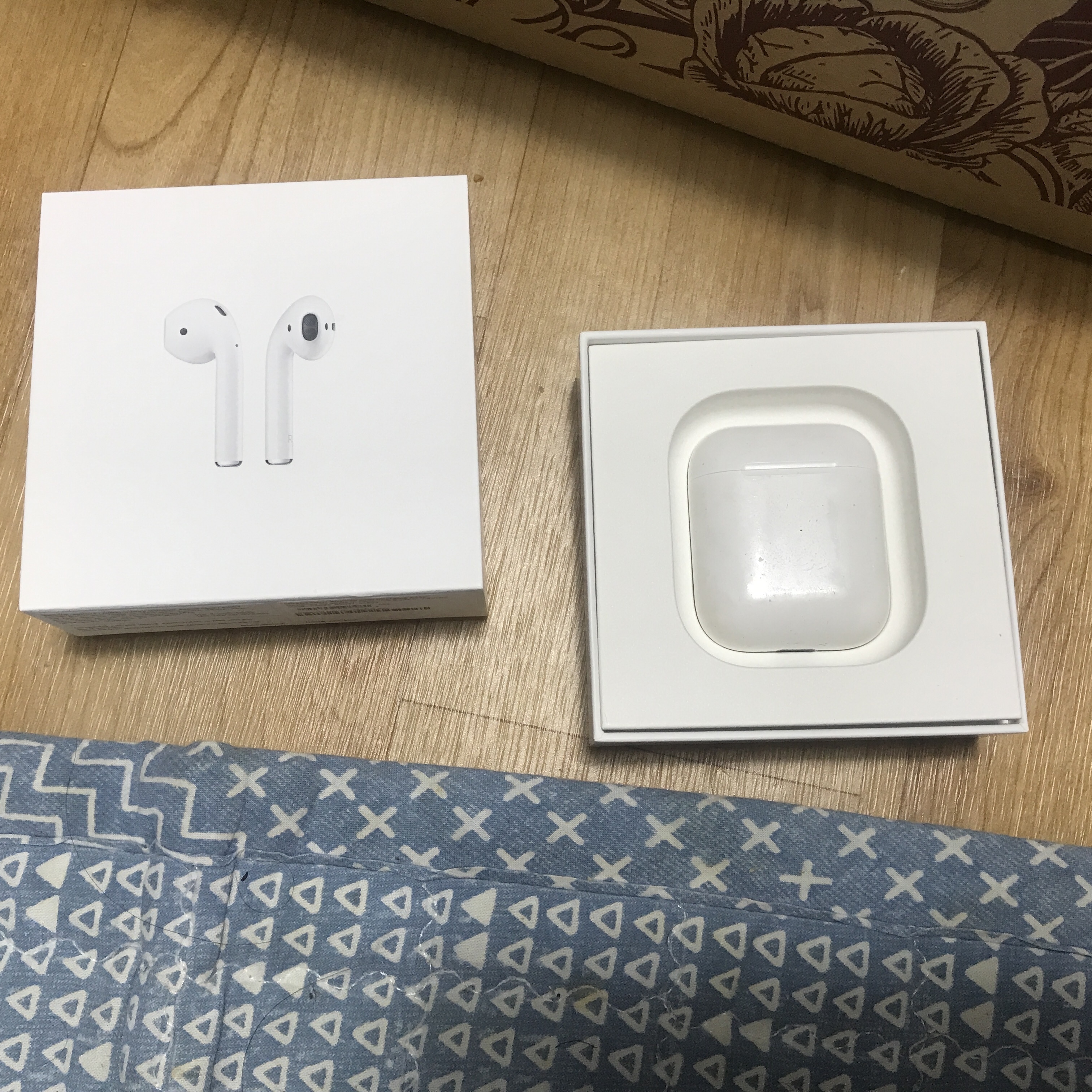 Apple AirPods 2nd Gen (Korean Ver.) 착용 스타일 - 4
