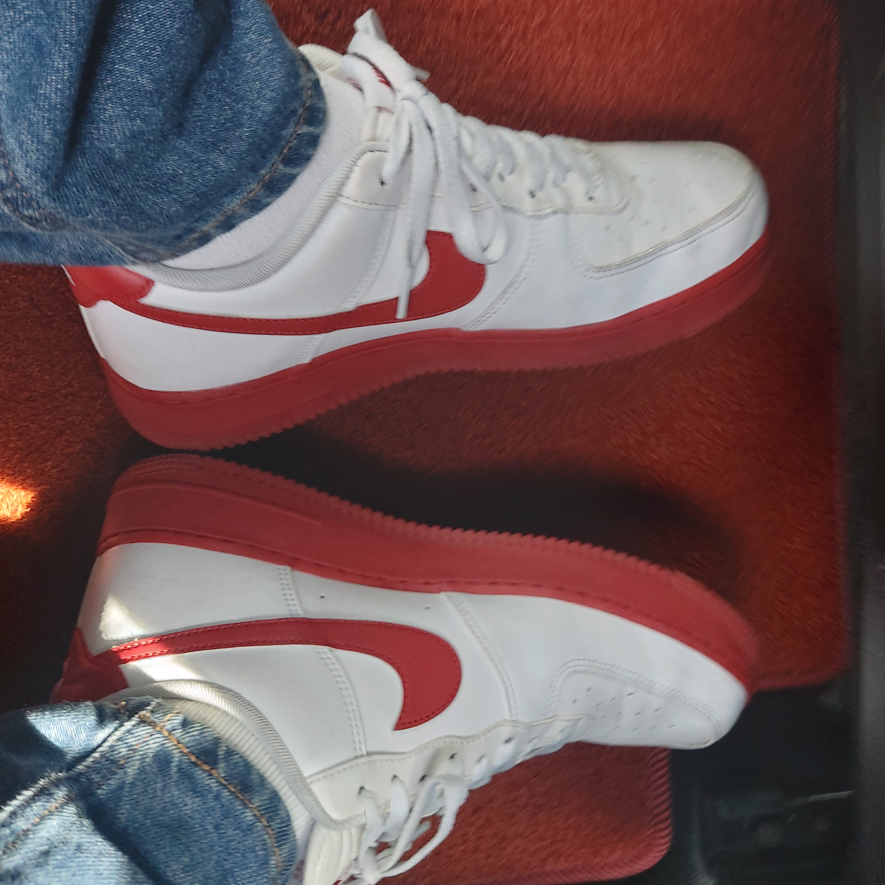 Nike Air Force 1 Low White Red Midsole 착용 스타일 - 1
