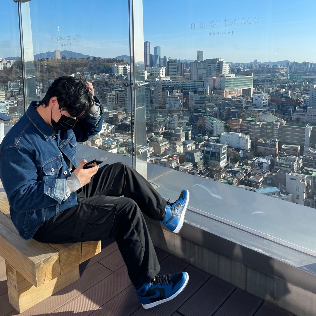 Jordan 1 Retro High OG Dark Marina Blue 착용 스타일