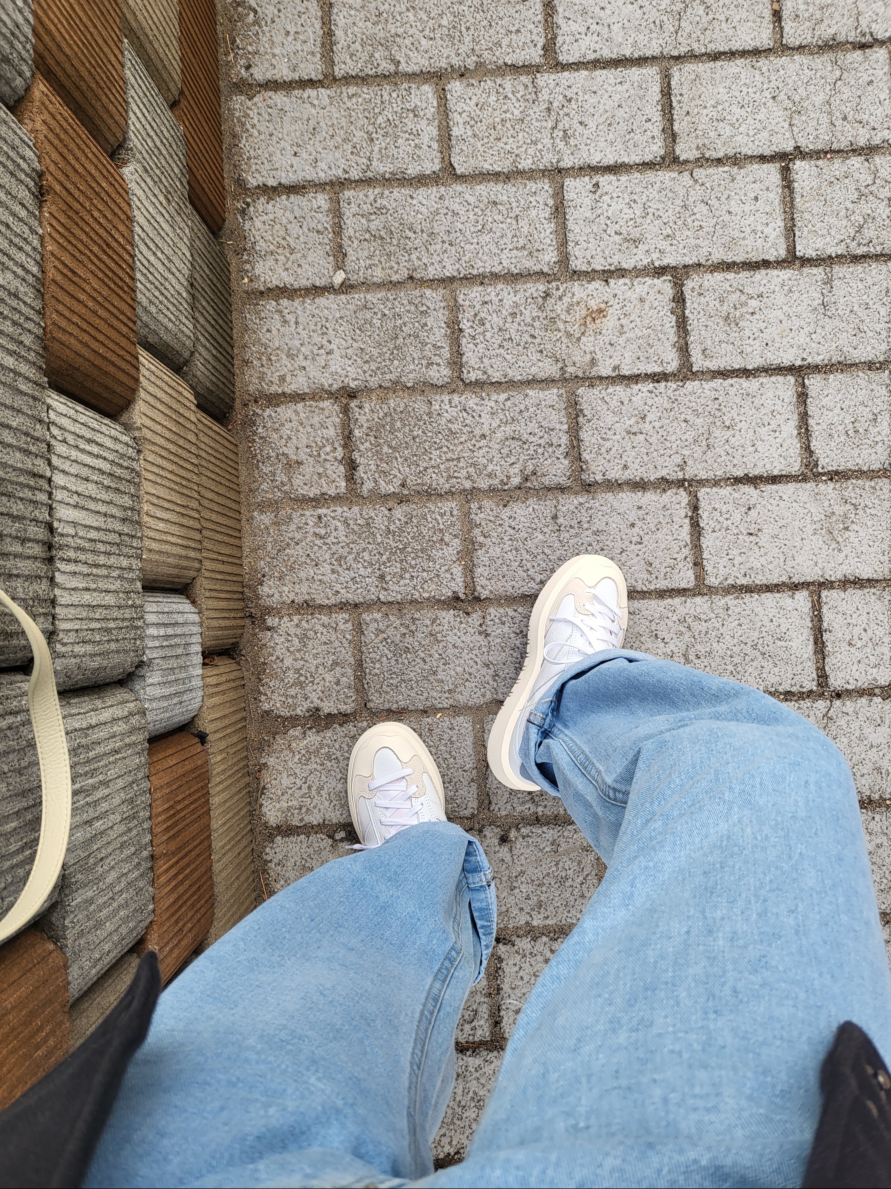 New Balance CT302 White Reflection 착용 스타일 - 2