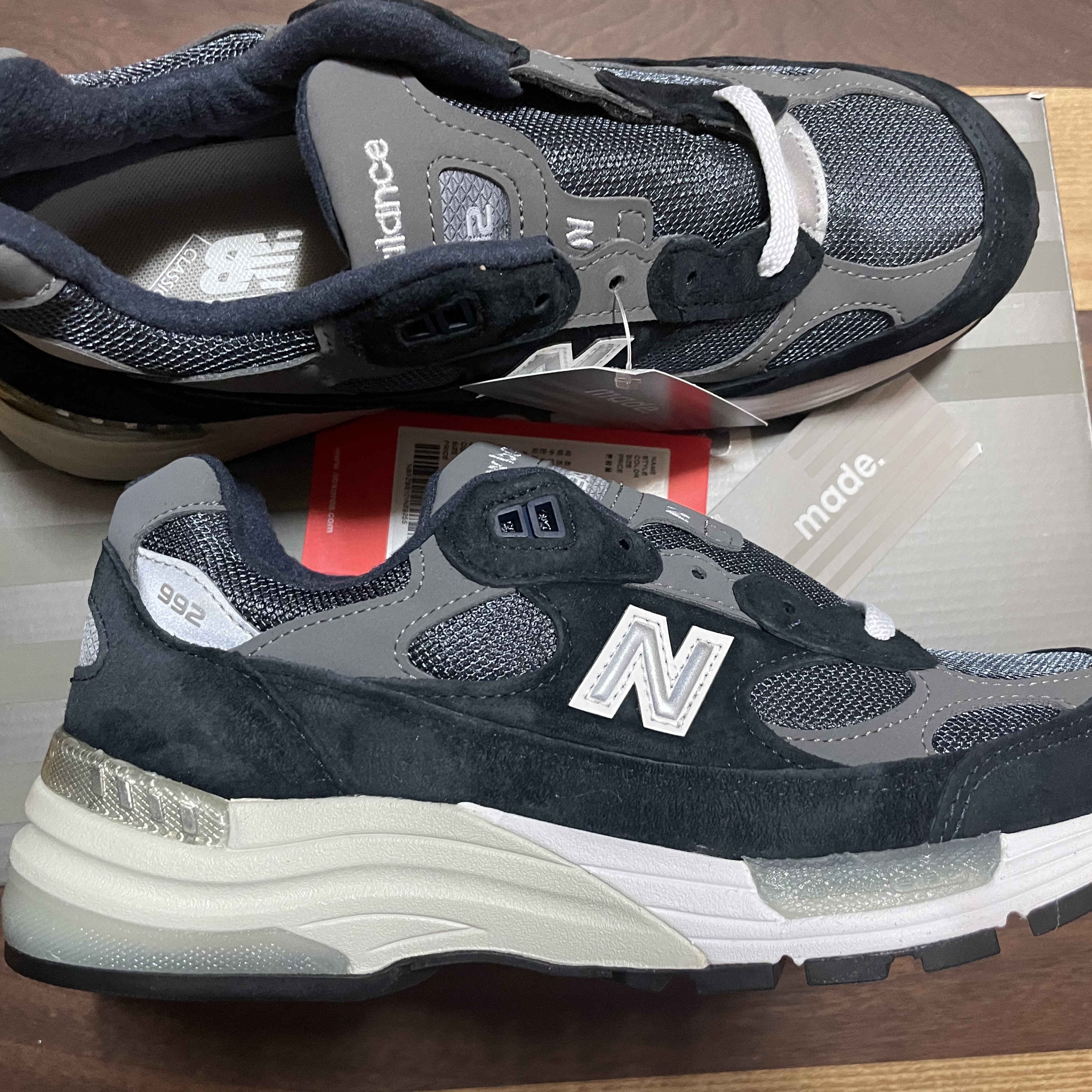 New Balance 992 Made in USA Navy 착용 스타일
