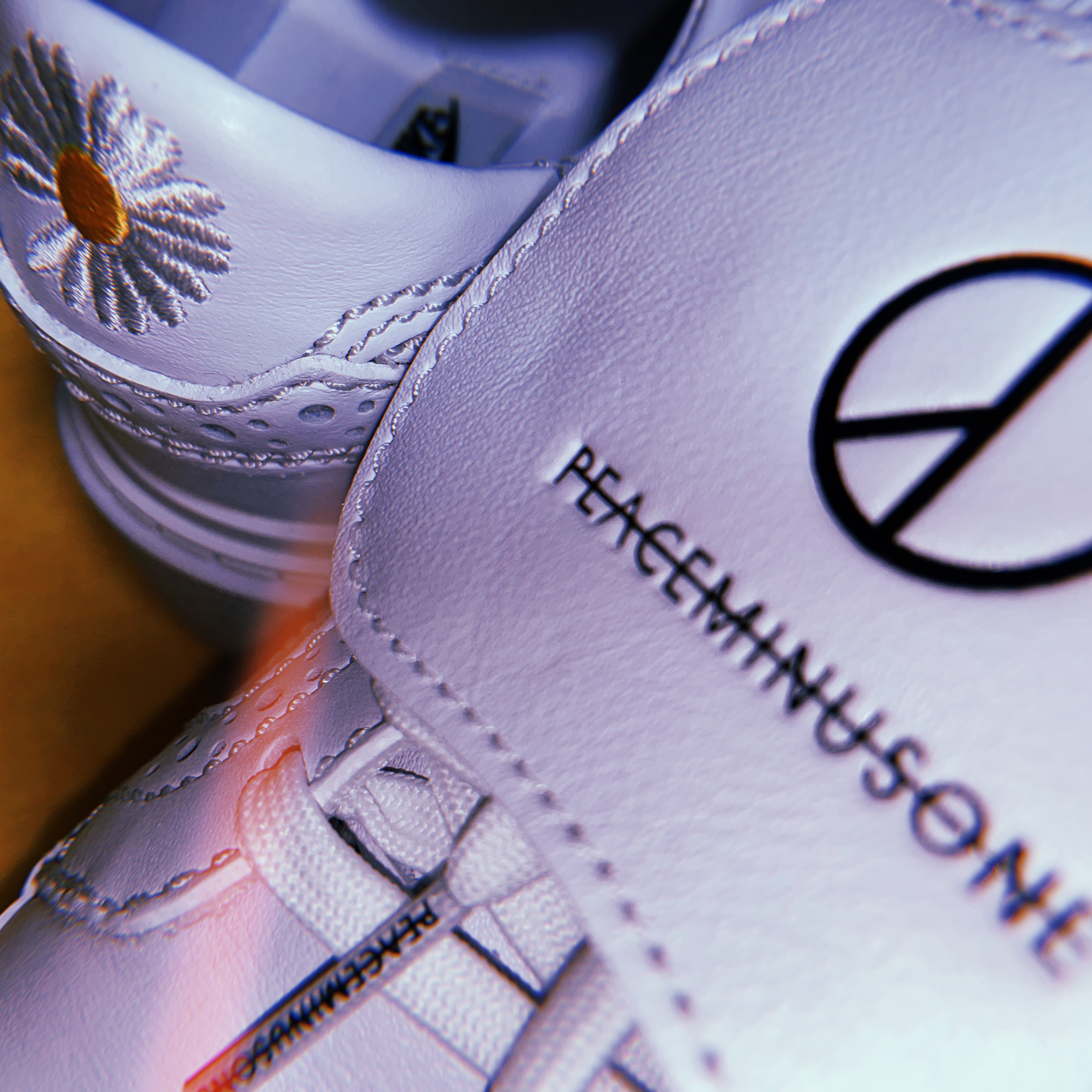Nike x Peaceminusone Kwondo1 White 착용 스타일 - 4