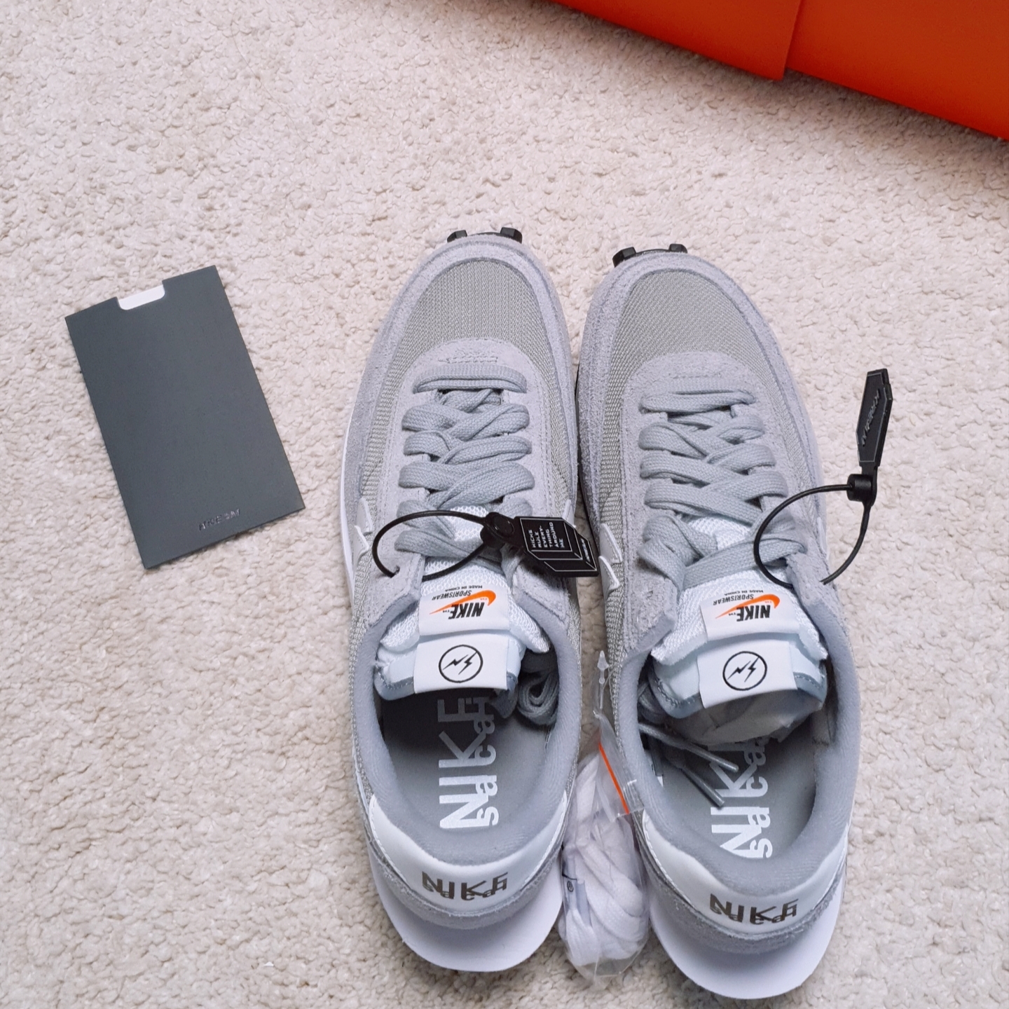 Nike x Sacai x Fragment LDWaffle Light Smoke Grey 착용 스타일