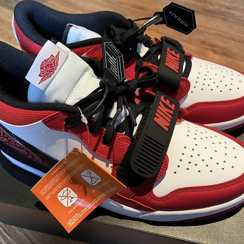 Jordan Legacy 312 Low Chicago 2022 착용 스타일 - 1