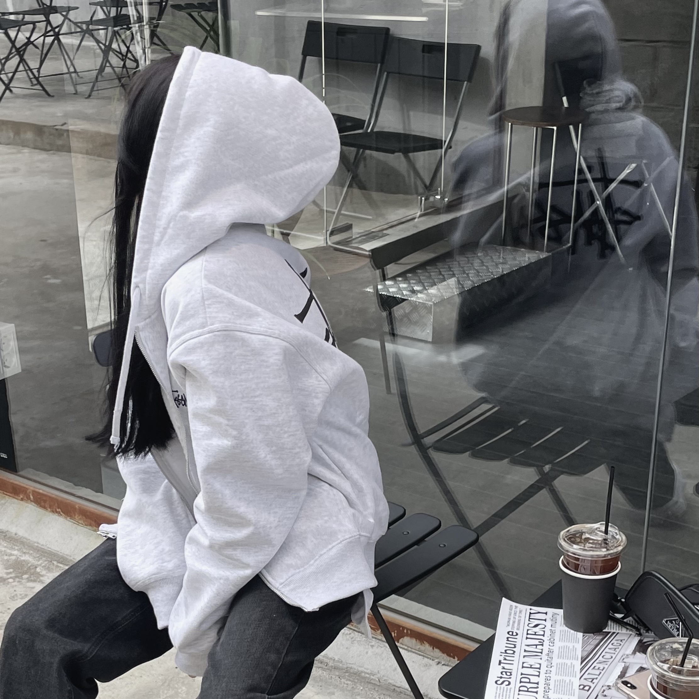 Stussy Basic Stussy Hoodie Ash Heather 2022, (W) Nike Dunk High Black and White 착용 스타일 - 1