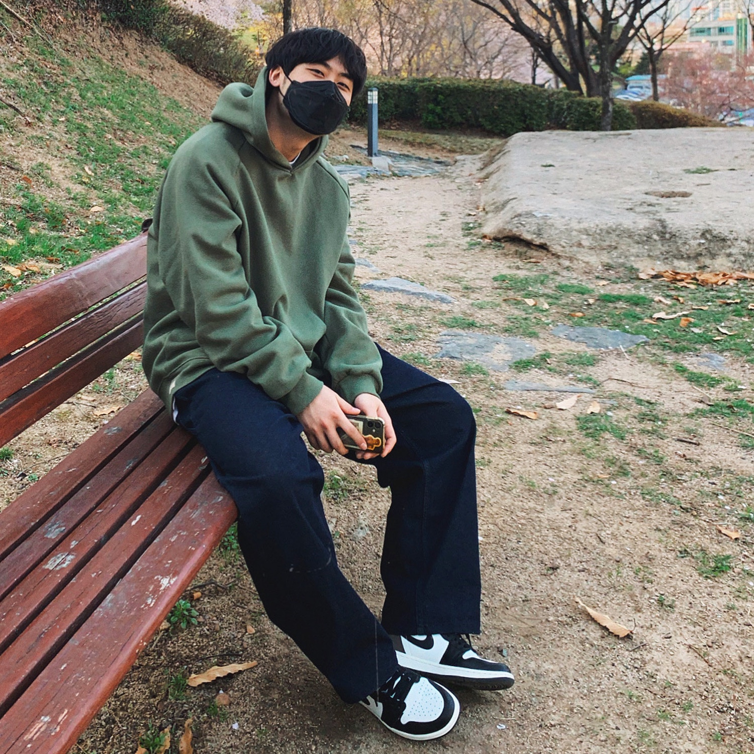 Jordan 1 Retro High OG Black Mocha 착용 스타일