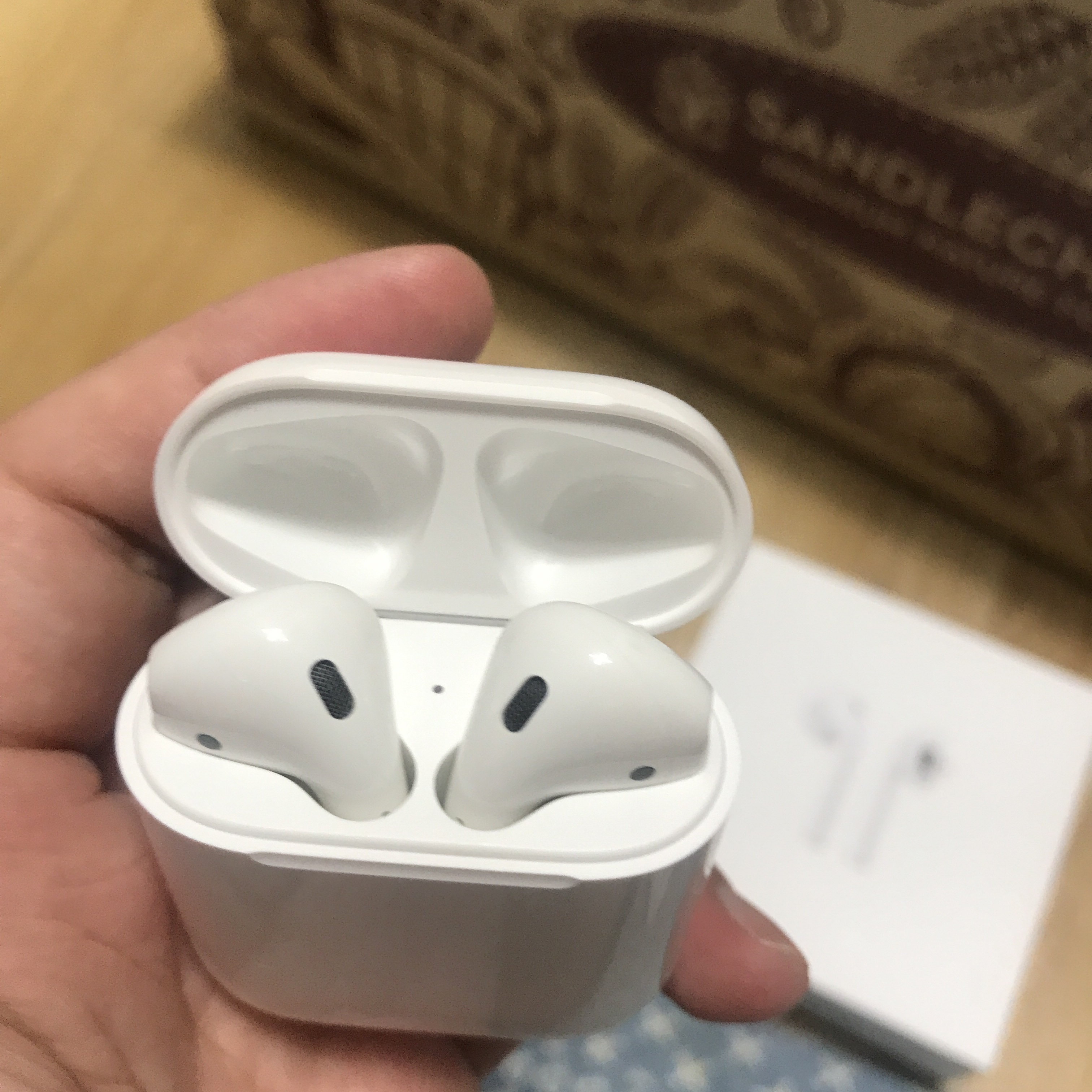 Apple AirPods 2nd Gen (Korean Ver.) 착용 스타일 - 5
