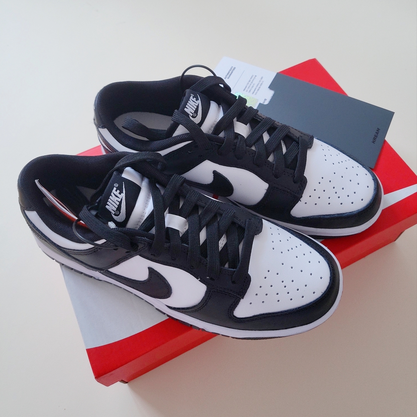 Nike Dunk Low Retro Black 착용 스타일