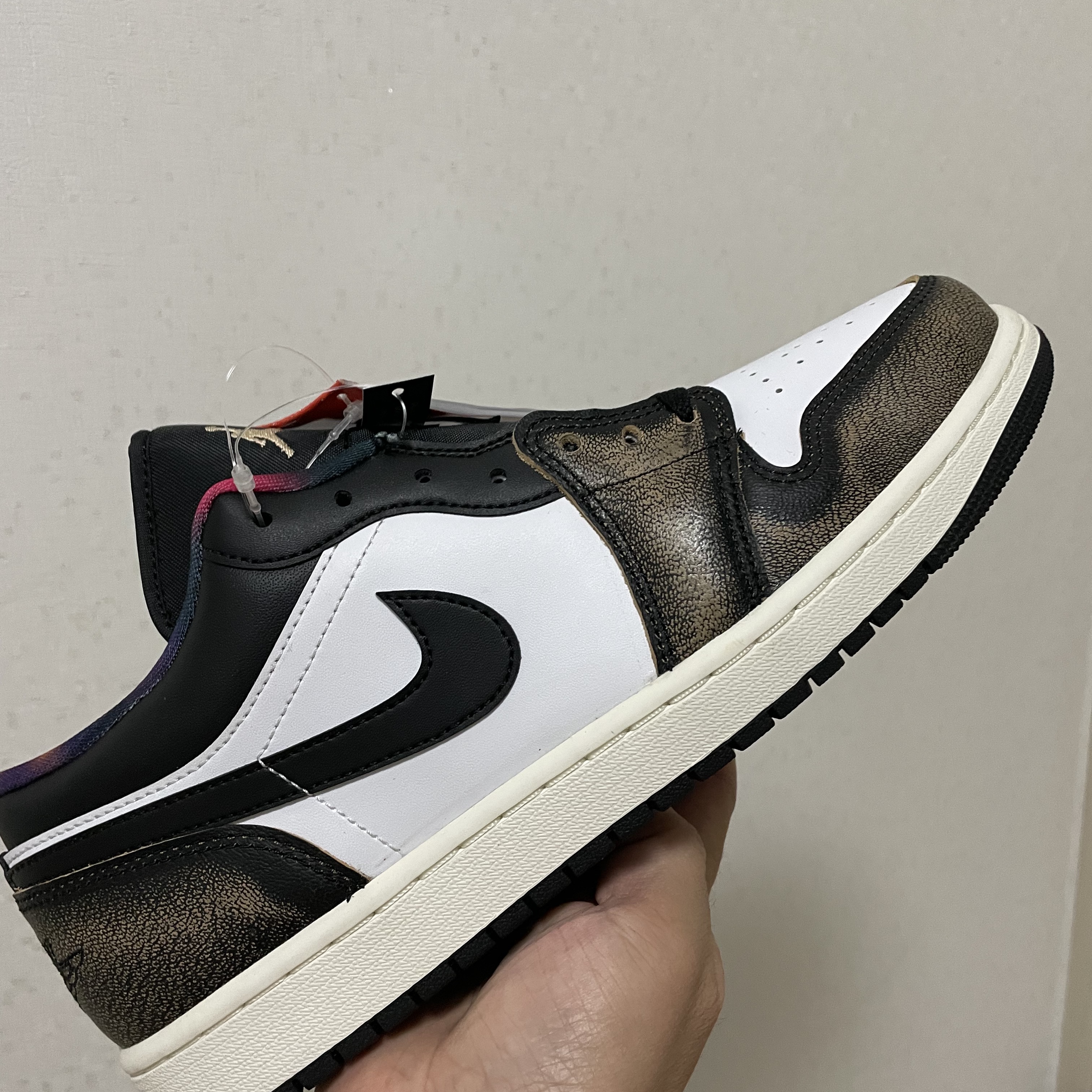 Jordan 1 Low SE Black White Onyx 착용 스타일 - 3