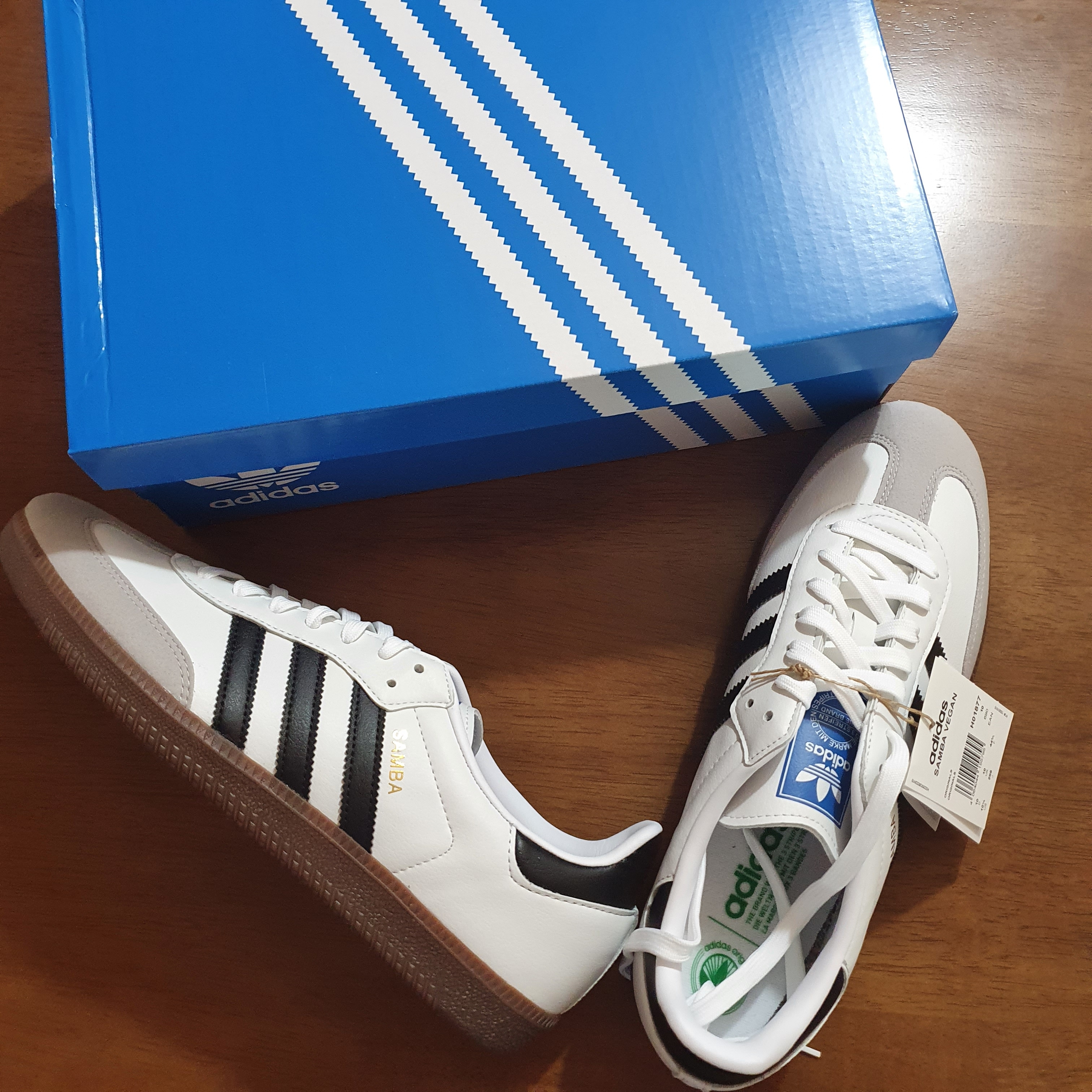 Adidas Samba Vegan White Black 착용 스타일