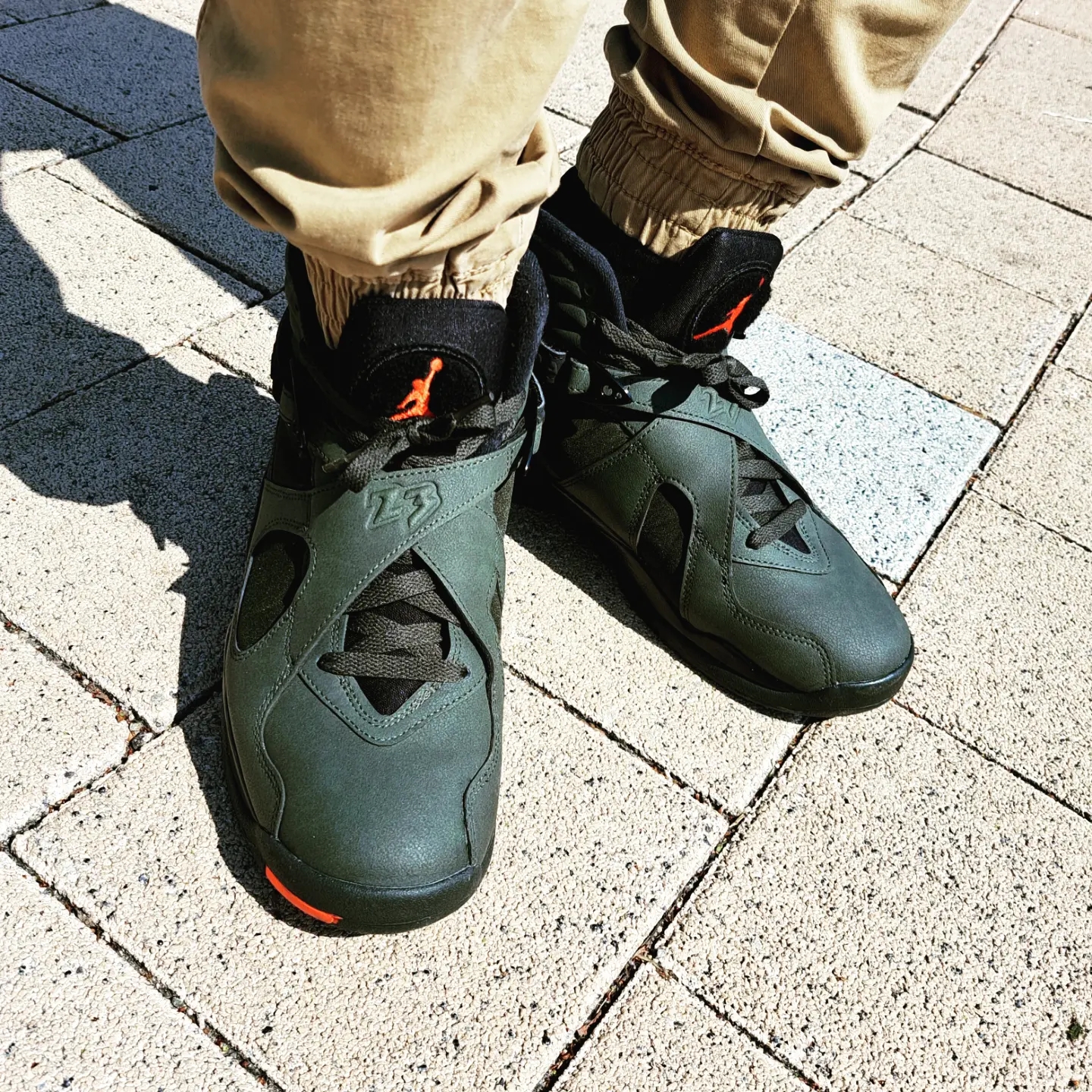 Jordan 8 Retro Take Flight 착용 스타일