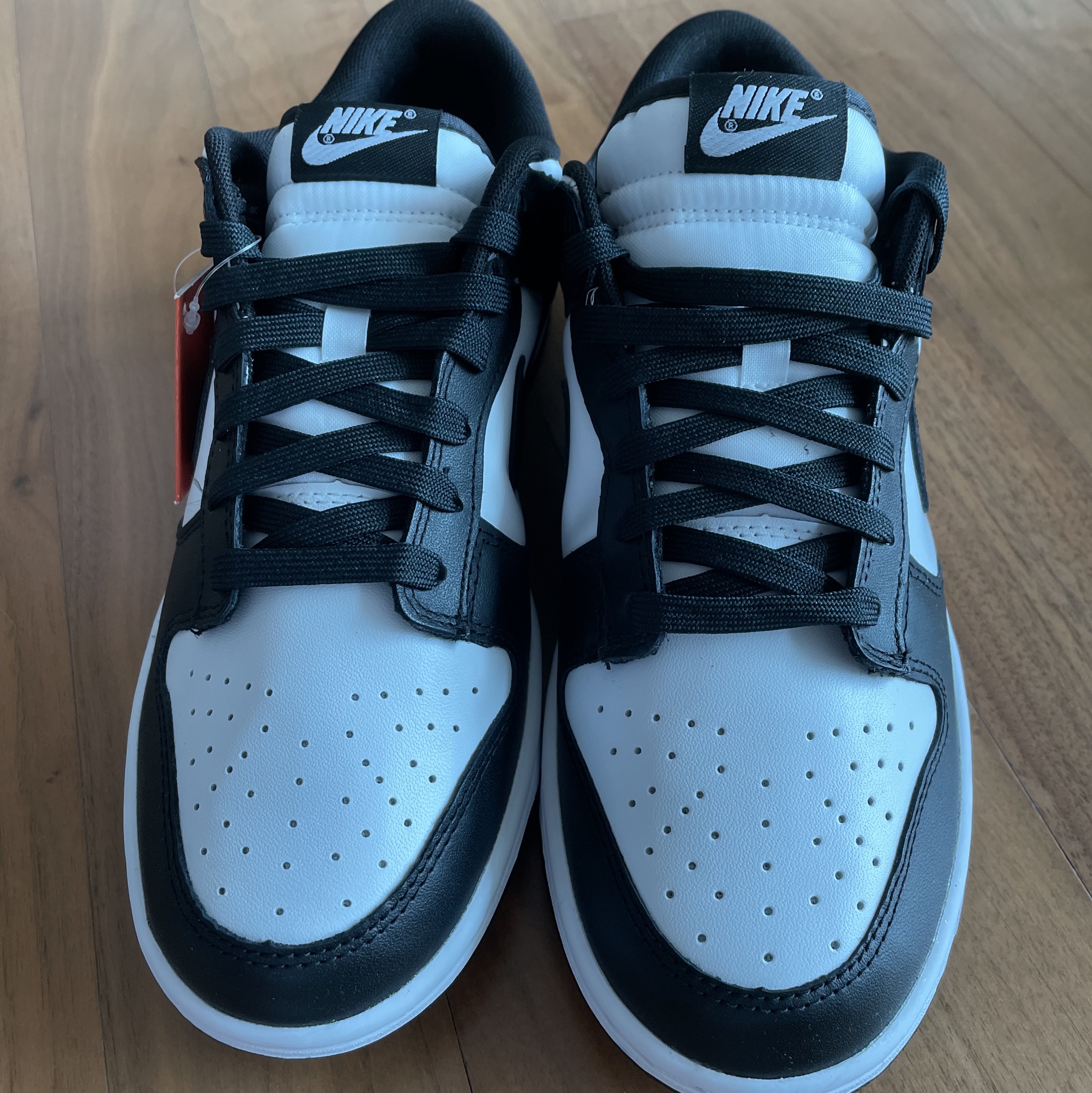 Nike Dunk Low Retro Black 착용 스타일