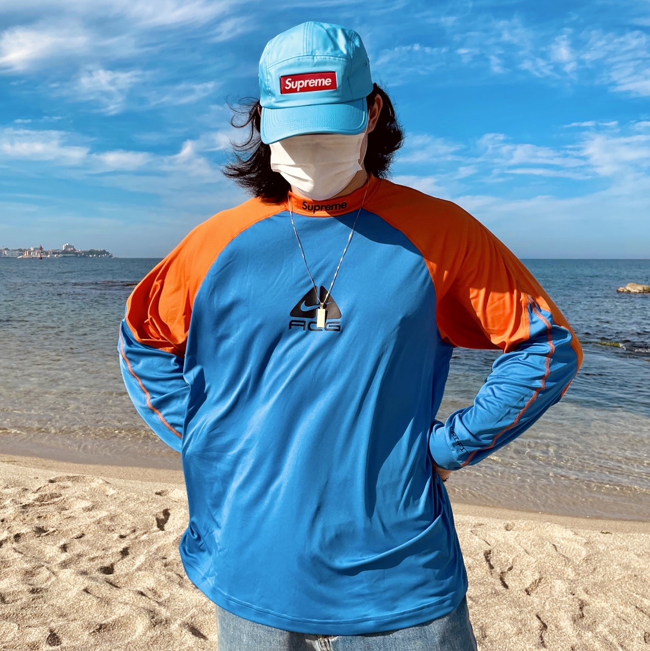 Supreme Inset Gel Camp Cap Cyan - 22SS, Supreme x Nike ACG Jersey Dusty Blue - 22FW 착용 스타일 - 4