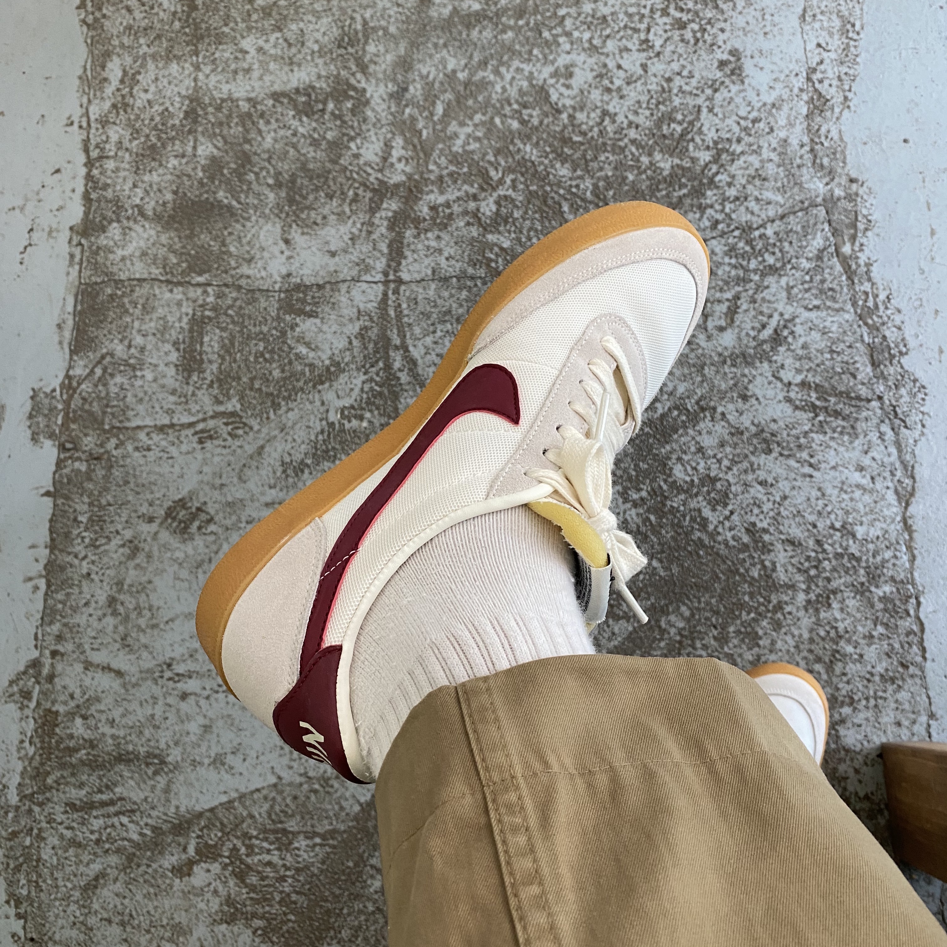 Nike Killshot Vulc Sail Team Red 착용 스타일