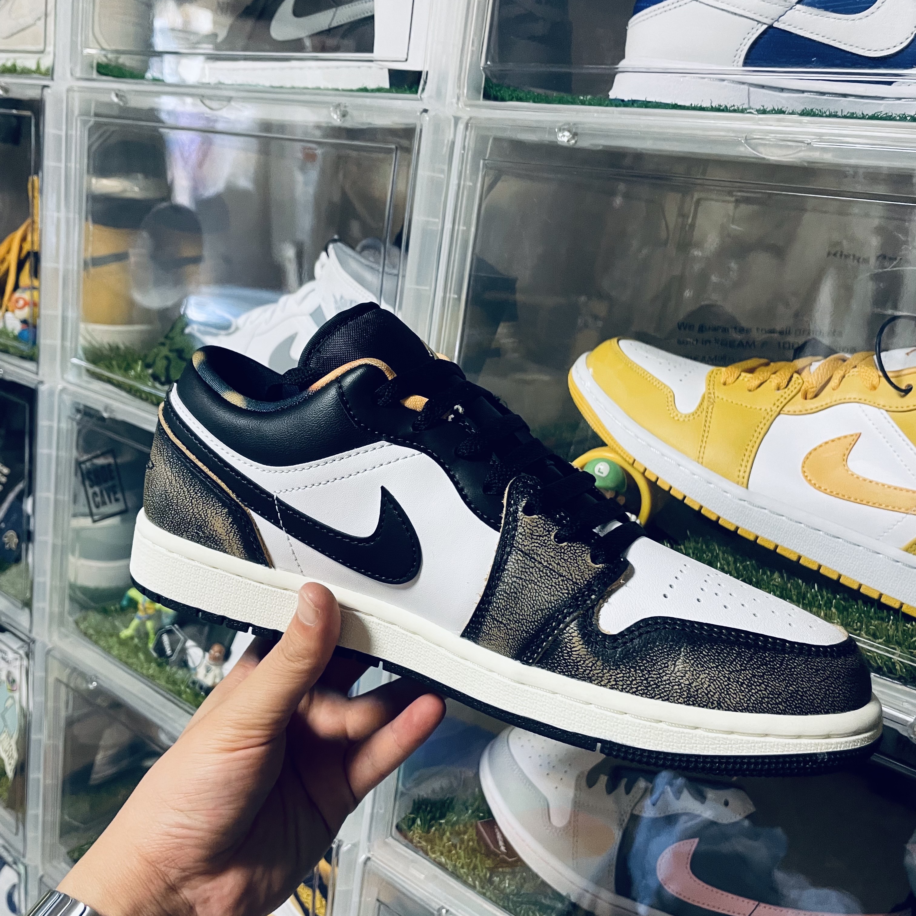Jordan 1 Low SE Black White Onyx 착용 스타일 - 5