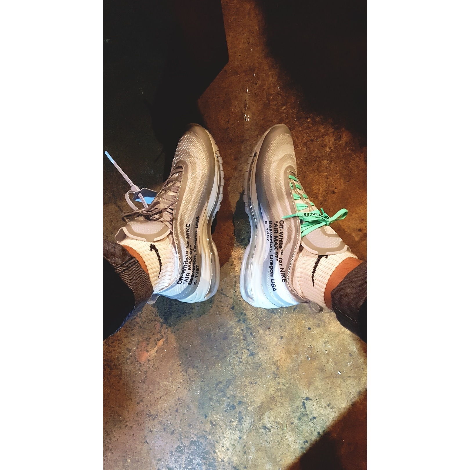 Nike x Off-White Air Max 97 Menta 착용 스타일