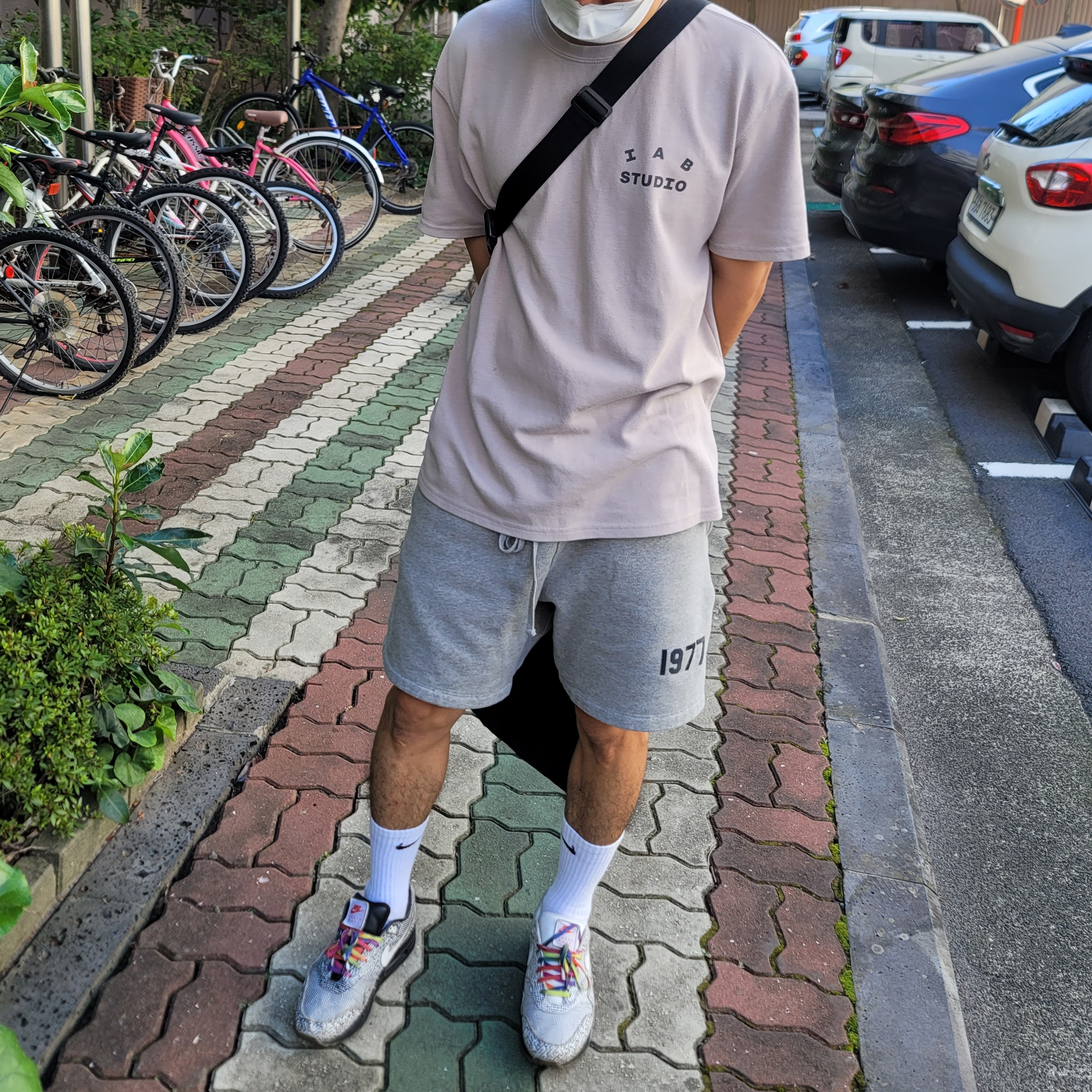 Nike Air Max 1 Tokyo Maze, IAB Studio x Niniz T-Shirt 착용 스타일