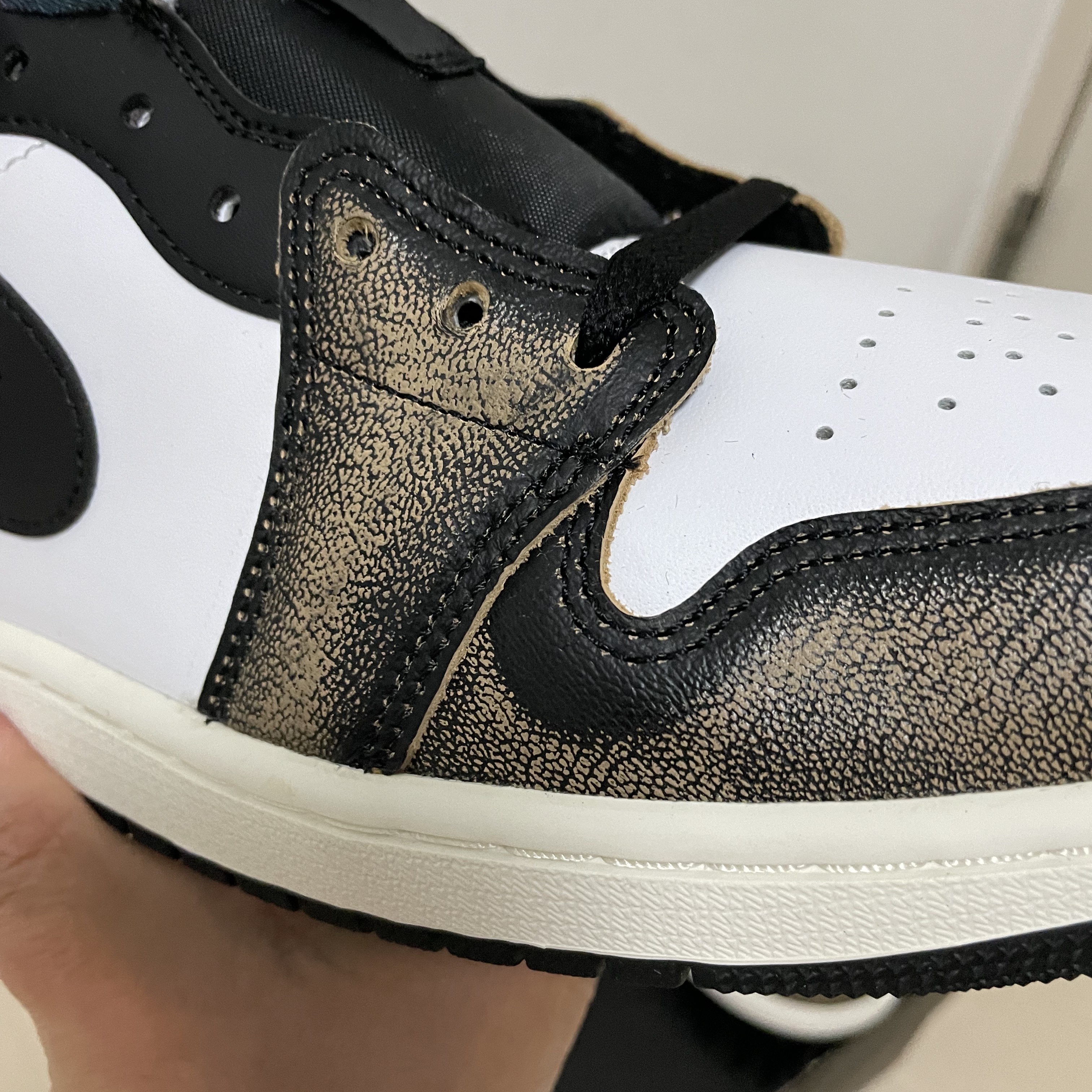Jordan 1 Low SE Black White Onyx 착용 스타일 - 2