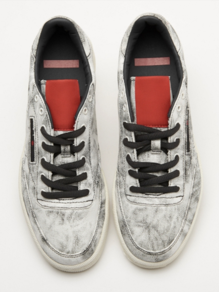 Reebok x Kendrick Lamar Club C Acid Wash 착용 스타일 - 5