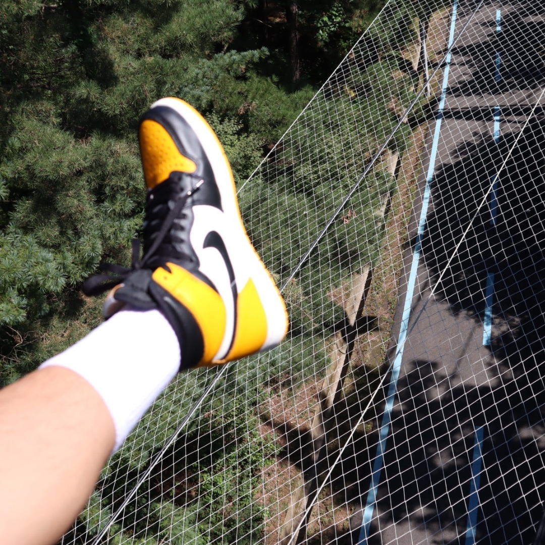 Jordan 1 Retro High OG Taxi 착용 스타일 - 1