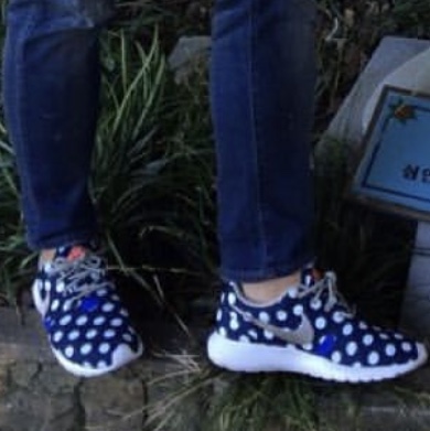 Nike Roshe Run NYC 2014 착용 스타일