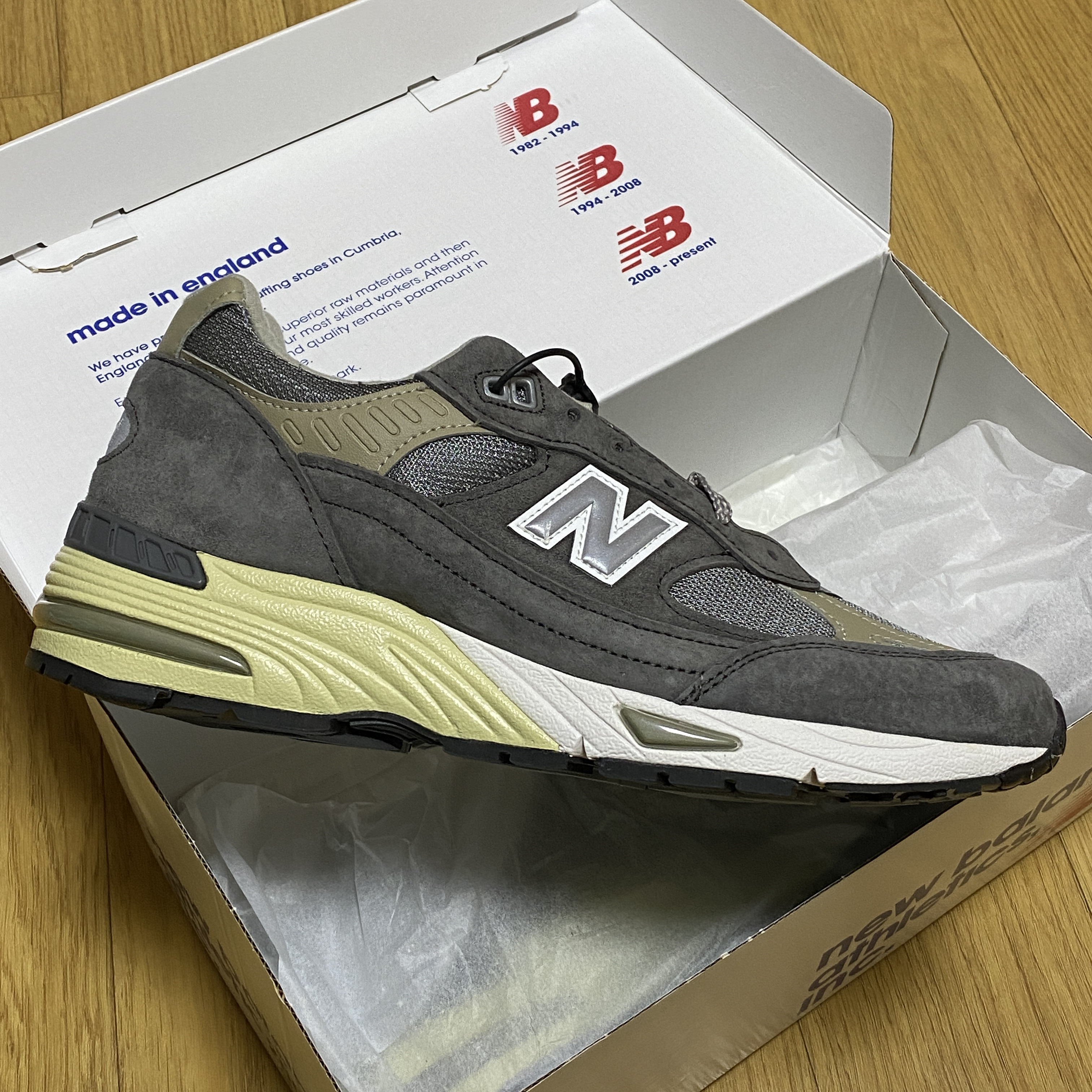 New Balance 991 Made in UK 40th Anniversary Grey 착용 스타일