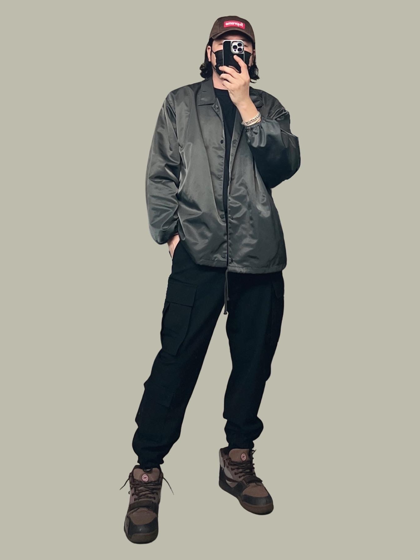 Essentials Coaches Jacket Iron - 22SS, Nike x Travis Scott Air Trainer 1 Archaeo Brown and Rust Pink 착용 스타일 - 1