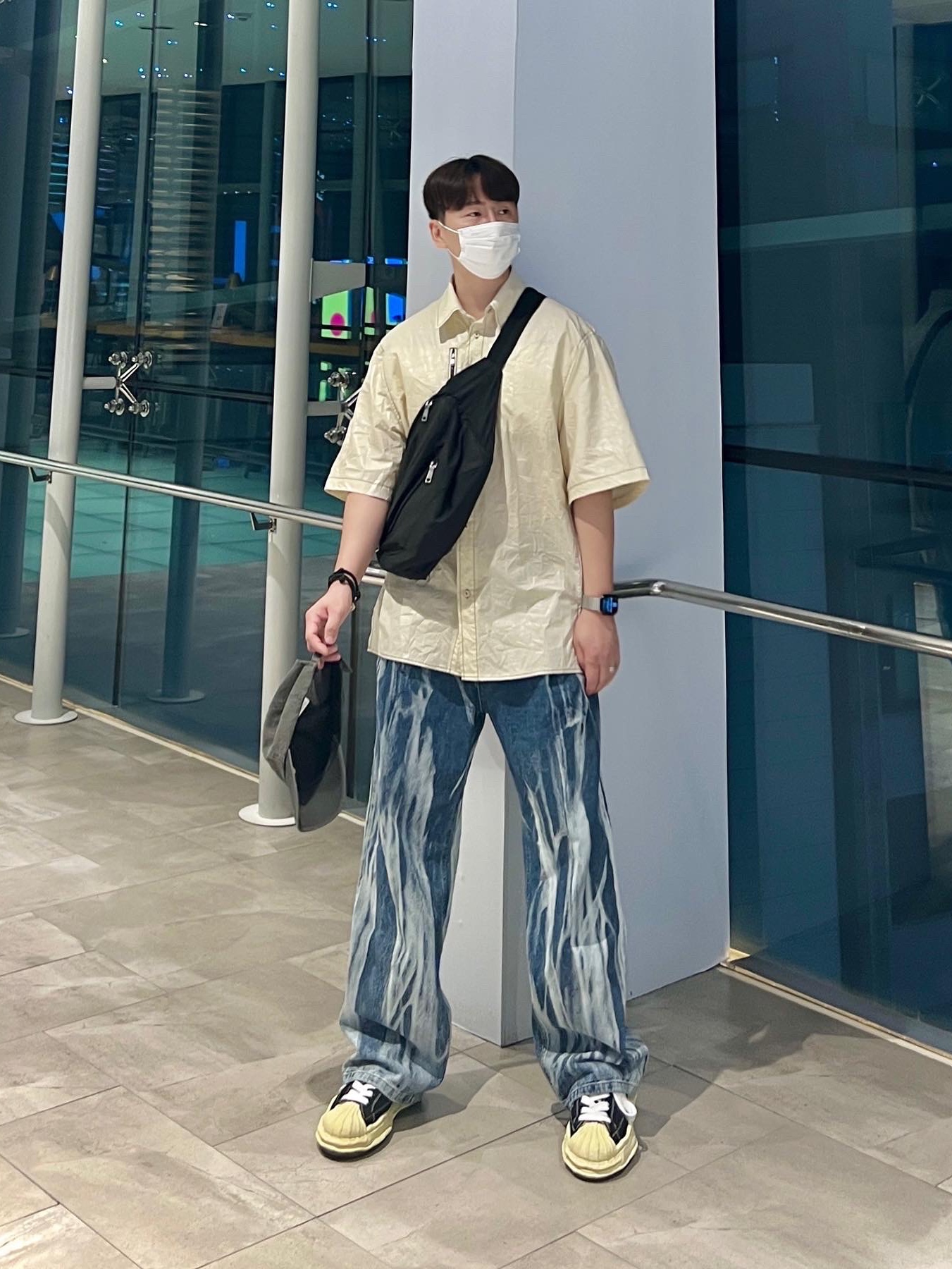 Maison Mihara Yasuhiro Blakey VL OG Sole Canvas Low-top Sneakers Black 착용 스타일 - 2