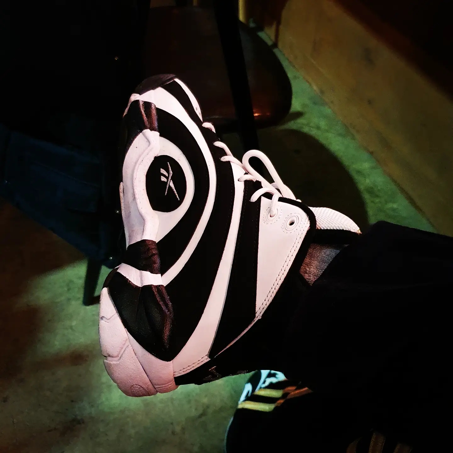 Reebok Shaqnosis Black White 2020 착용 스타일