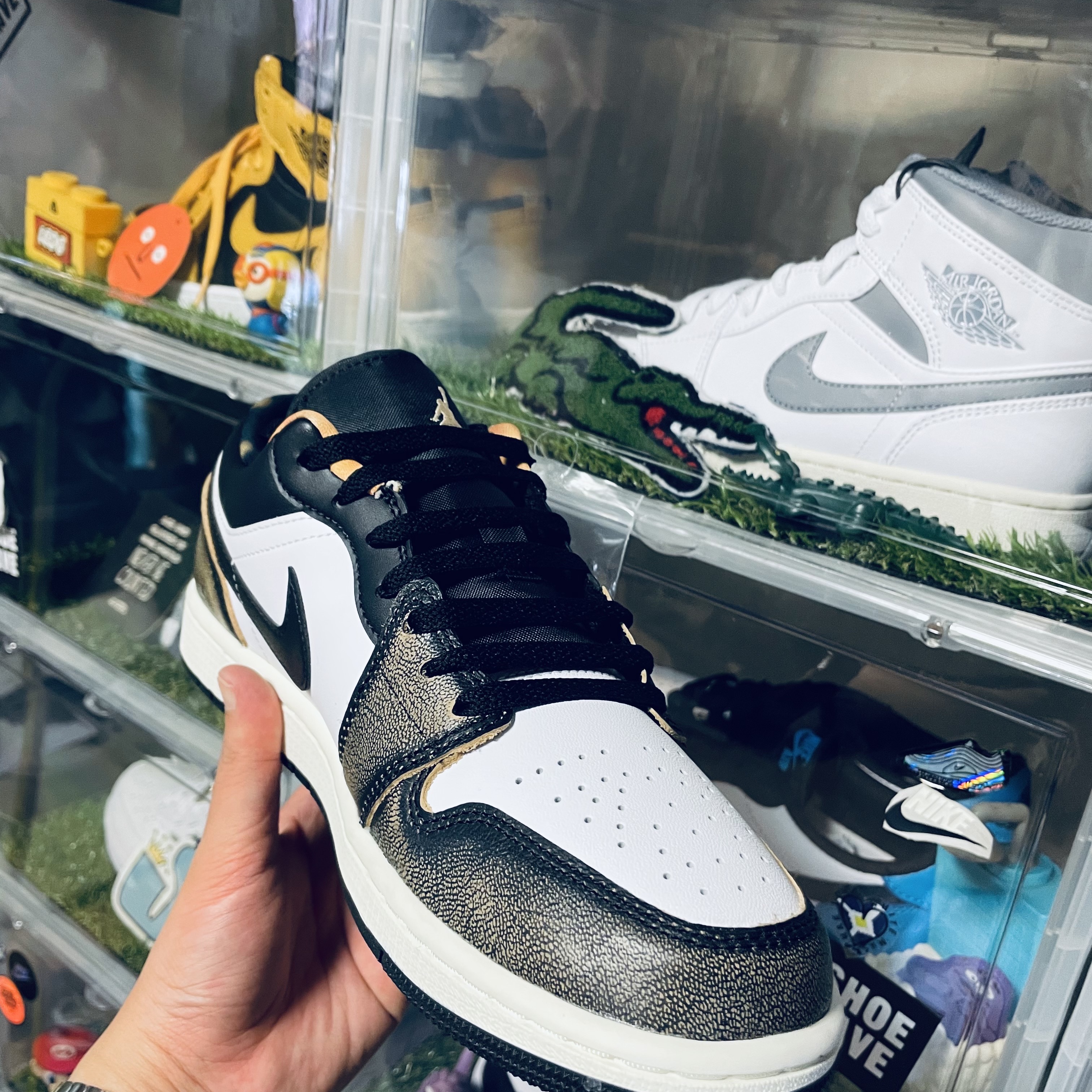 Jordan 1 Low SE Black White Onyx 착용 스타일 - 4