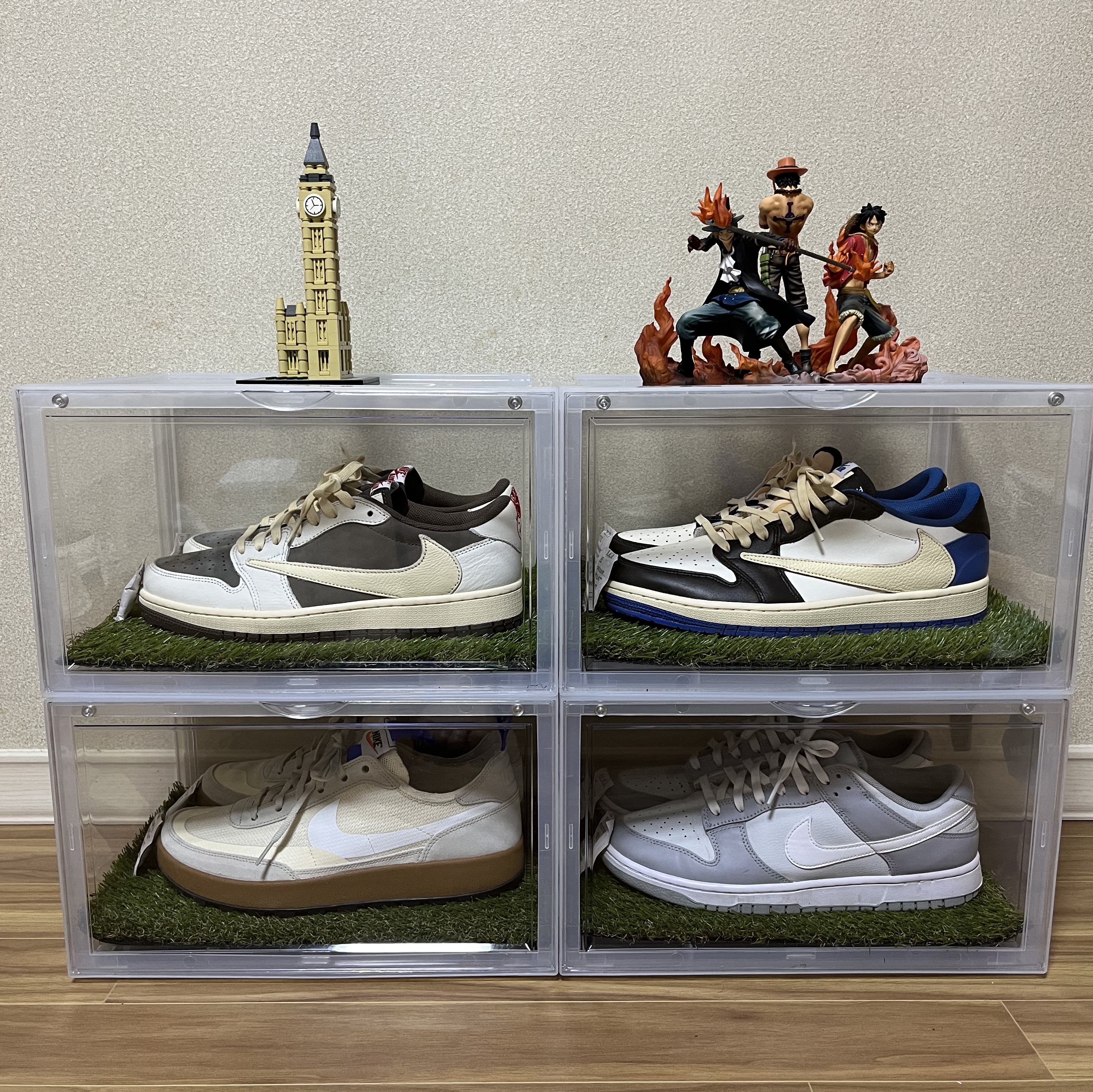 Jordan 1 x Travis Scott Retro Low OG SP Sail and Ridgerock, Jordan 1 x Travis Scott x Fragment Retro Low OG SP Military Blue 착용 스타일