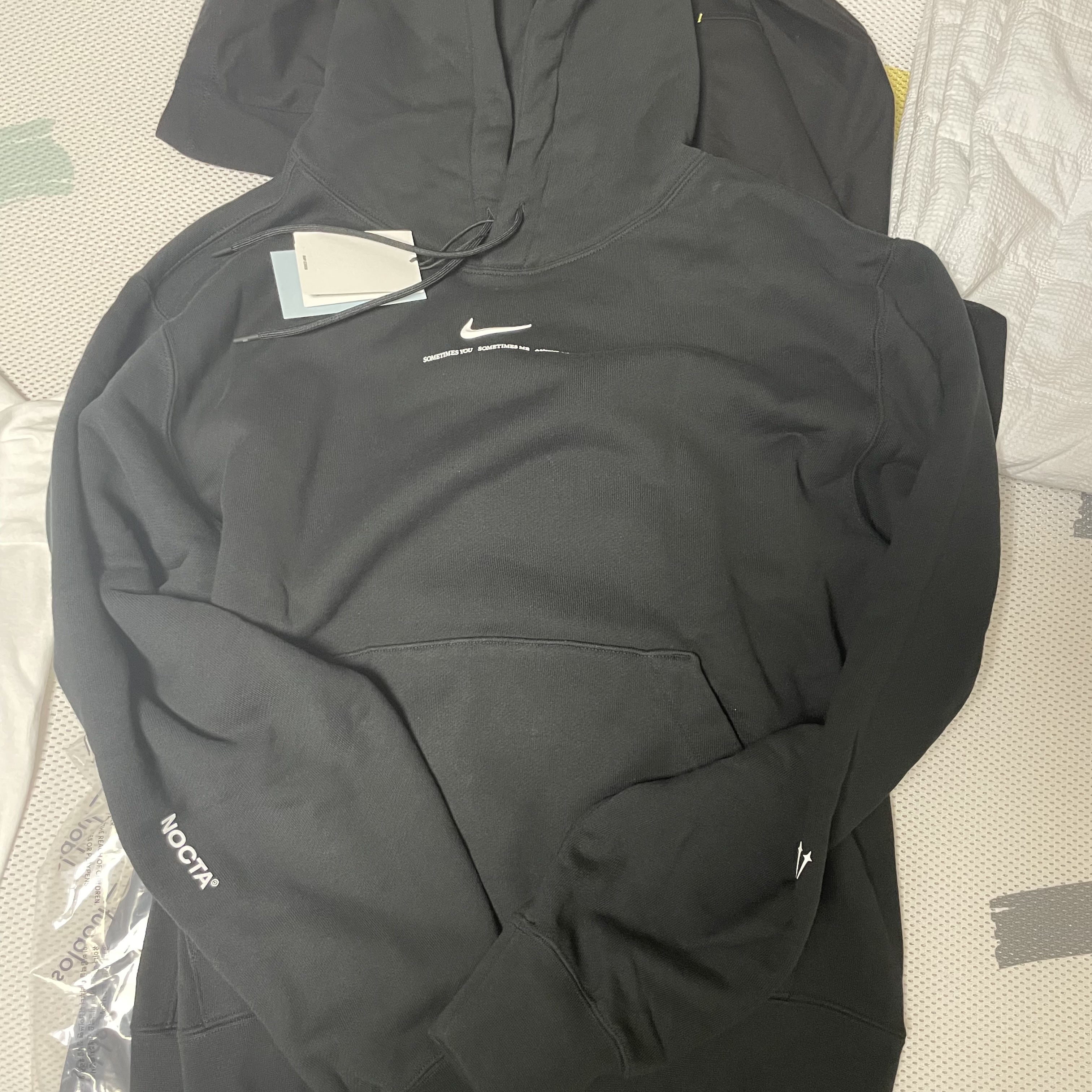 Nike x Drake Nocta NRG Essential Fleece Hoodie Black - Asia 착용 스타일 - 2