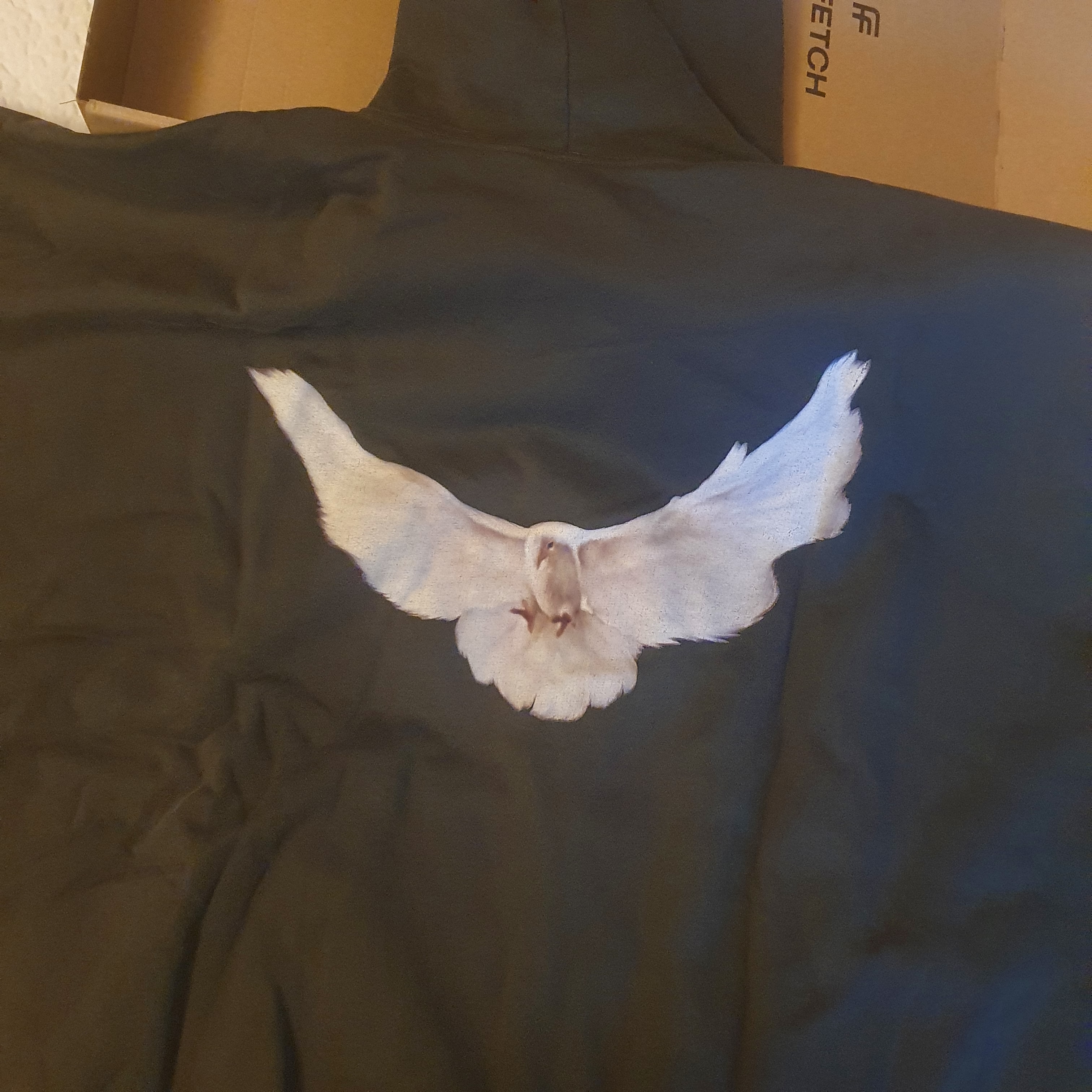 Yeezy Gap Engineered By Balenciaga Dove Hoodie Black 착용 스타일 - 2