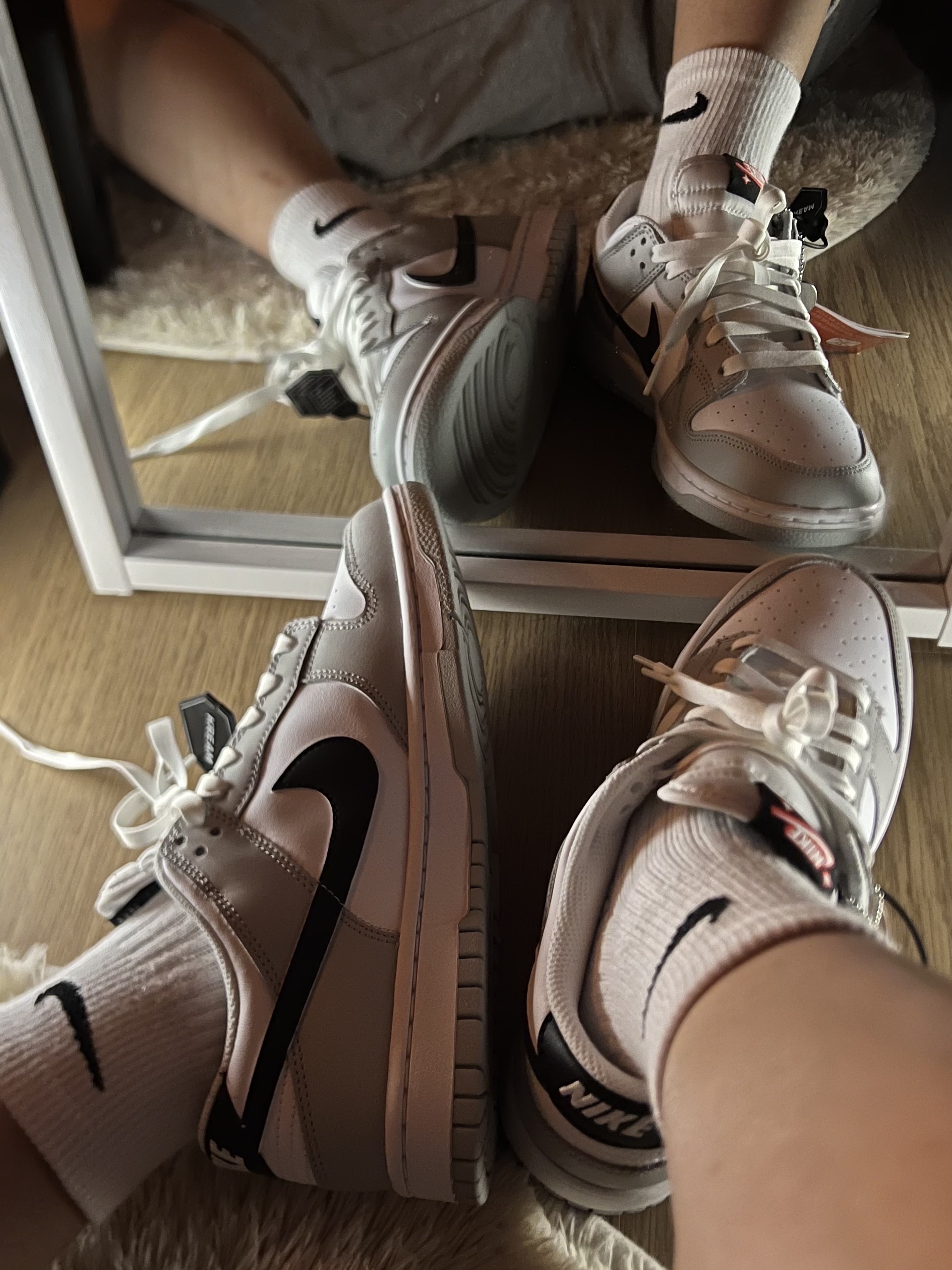 Nike Dunk Low Retro SE Jackpot Grey Fog 착용 스타일 - 2