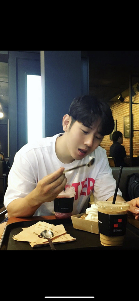 KREAM 프로필 이미지