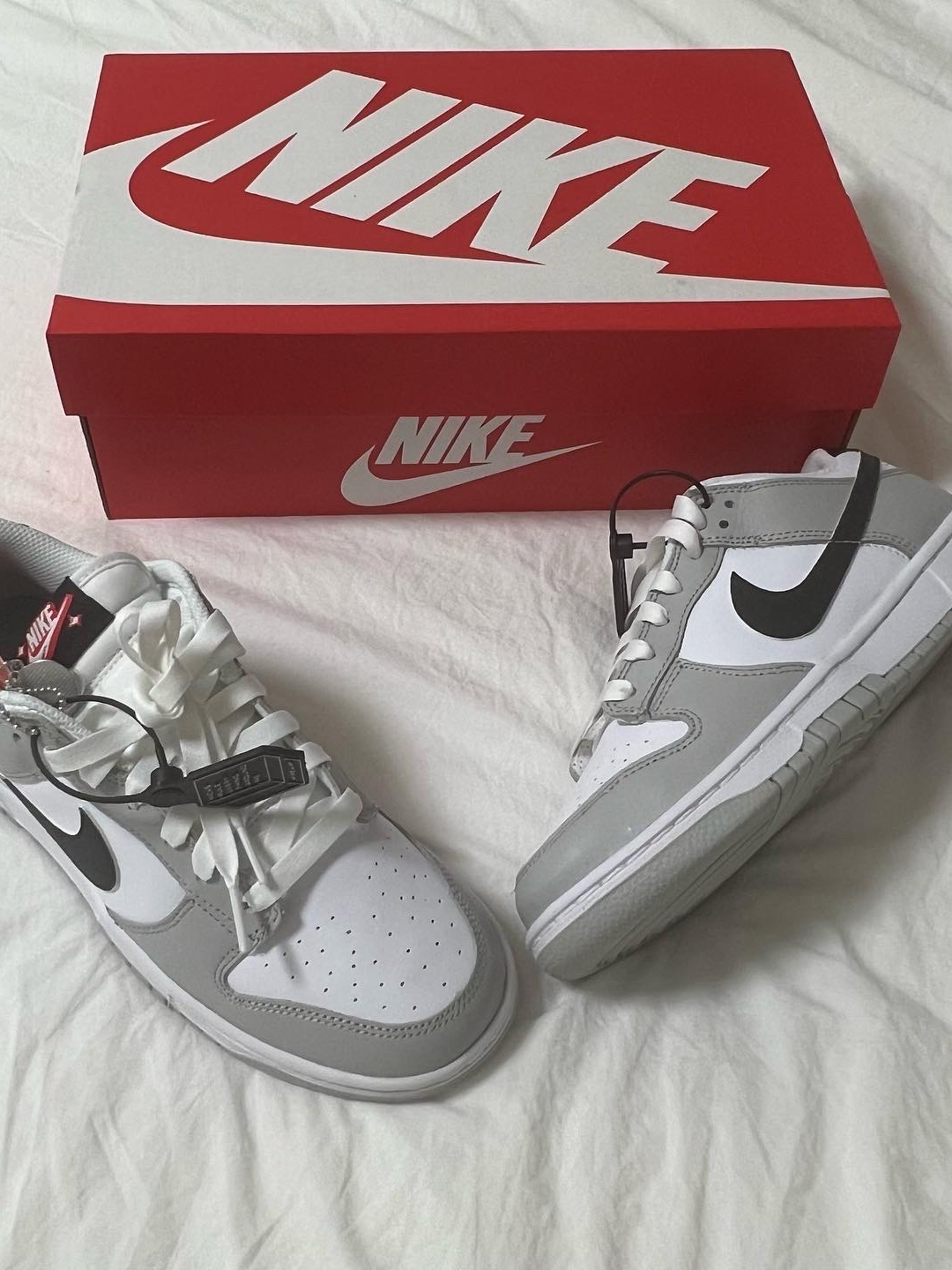 Nike Dunk Low Retro SE Jackpot Grey Fog 착용 스타일 - 1