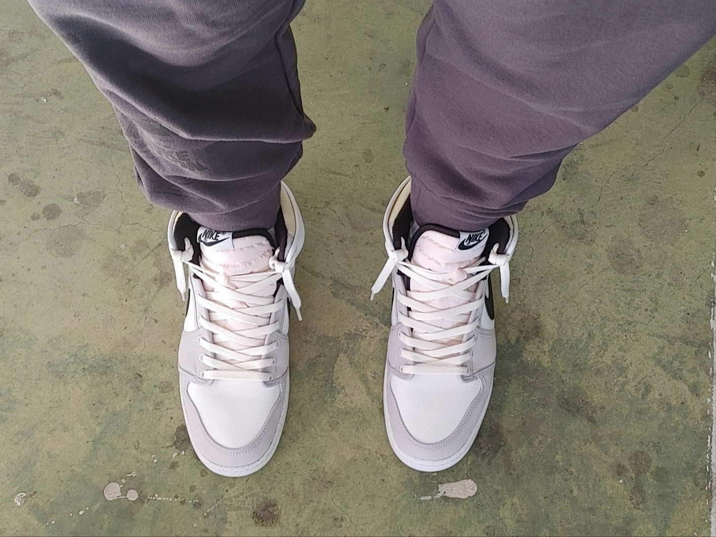 Jordan 1 KO White and Black 착용 스타일
