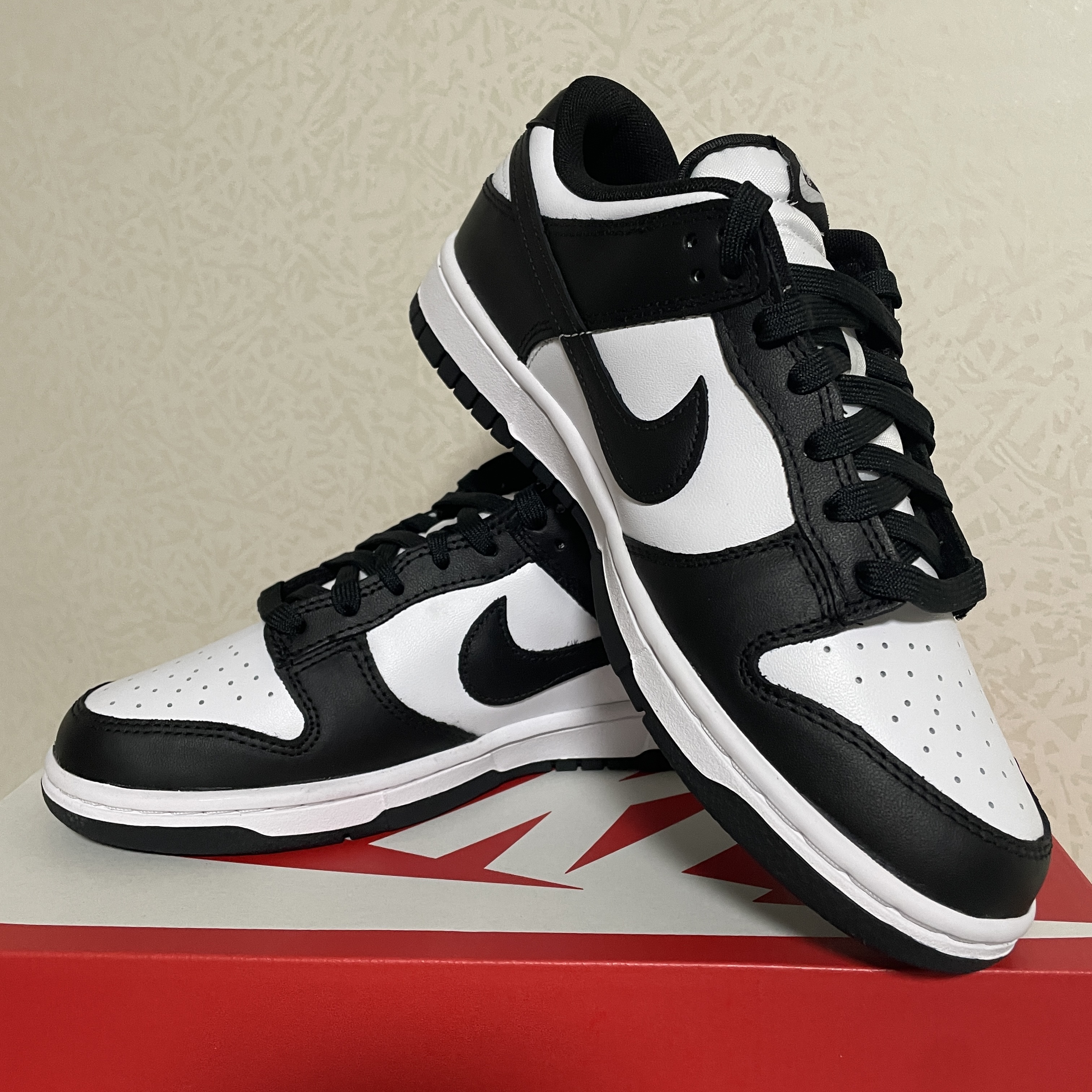 Nike Dunk Low Retro Black 착용 스타일